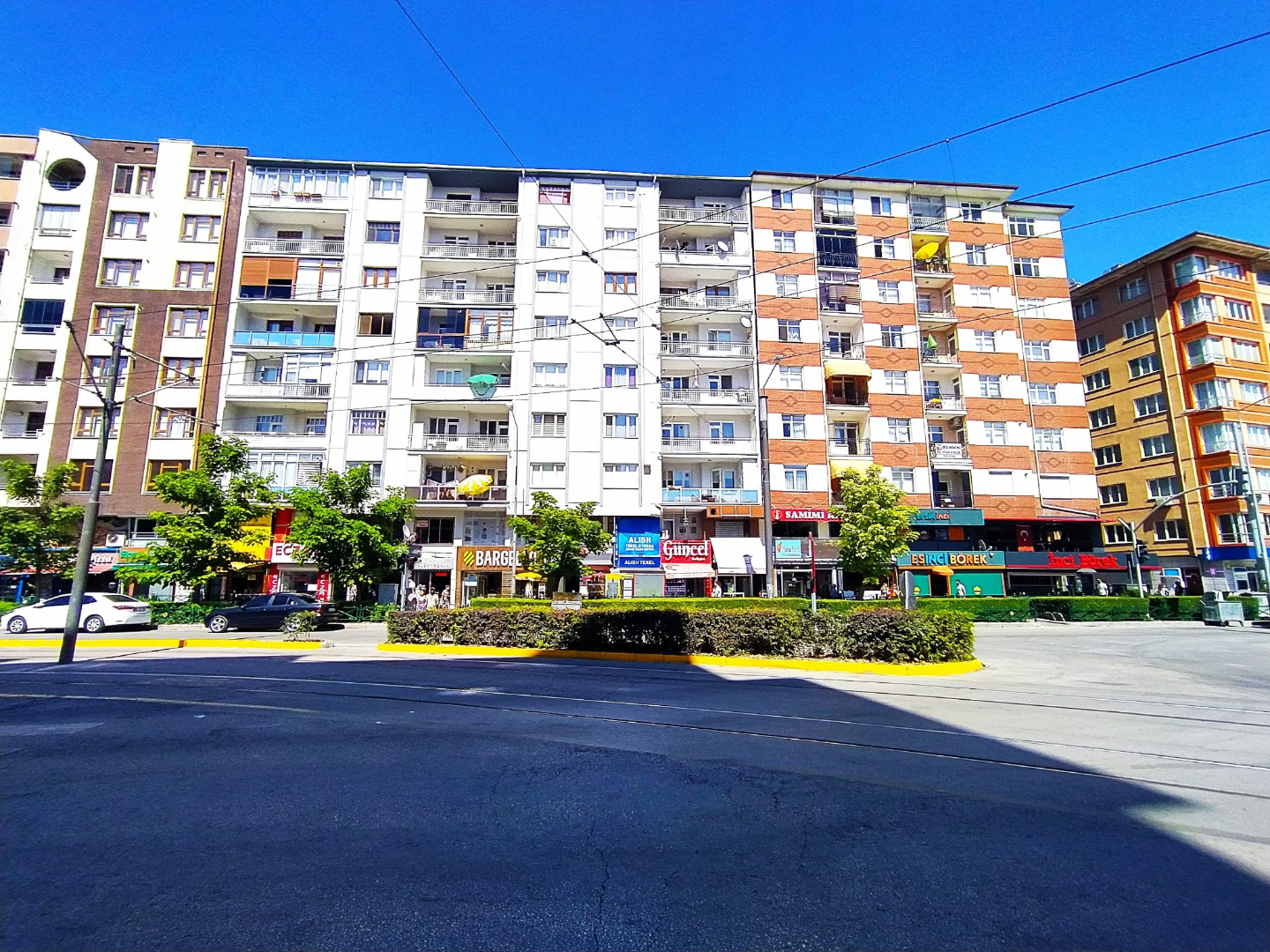 Bess | BESS'DEN ESPARK KARŞISINDA SATILIK 3+1