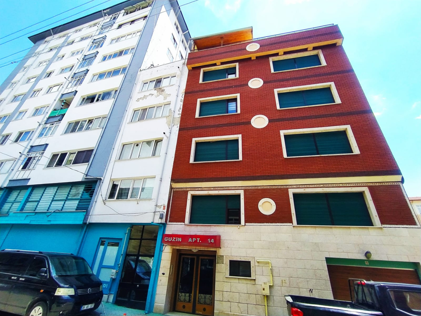Bess | BESS'DEN ÖZEL DİZAYN EDİLMİŞ KOMPLE SATILIK BİNA