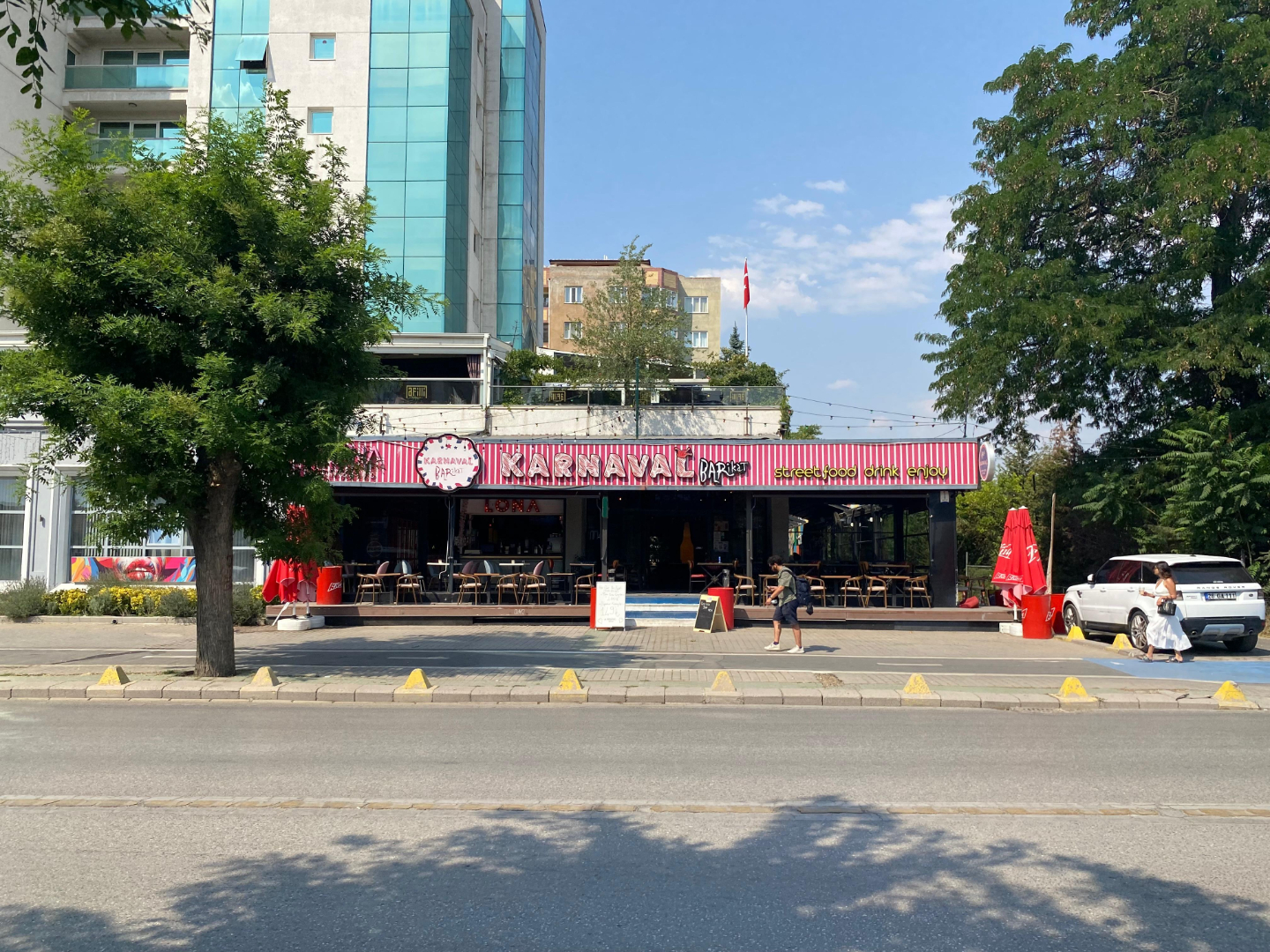 Bess | BESS'DEN MERKEZİ KONUM İSMET İNÖNÜ-1 CADDE ÜZERİ SATILIK İŞ YERİ