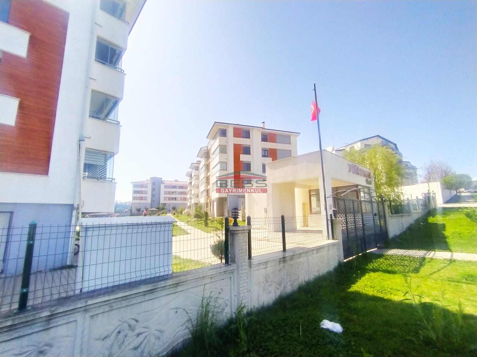 Bess | BESS'DEN YİĞİTPARK VADİ'DE ŞEHİR KOLEJİ YANI SATILIK 3+1 DAİRE