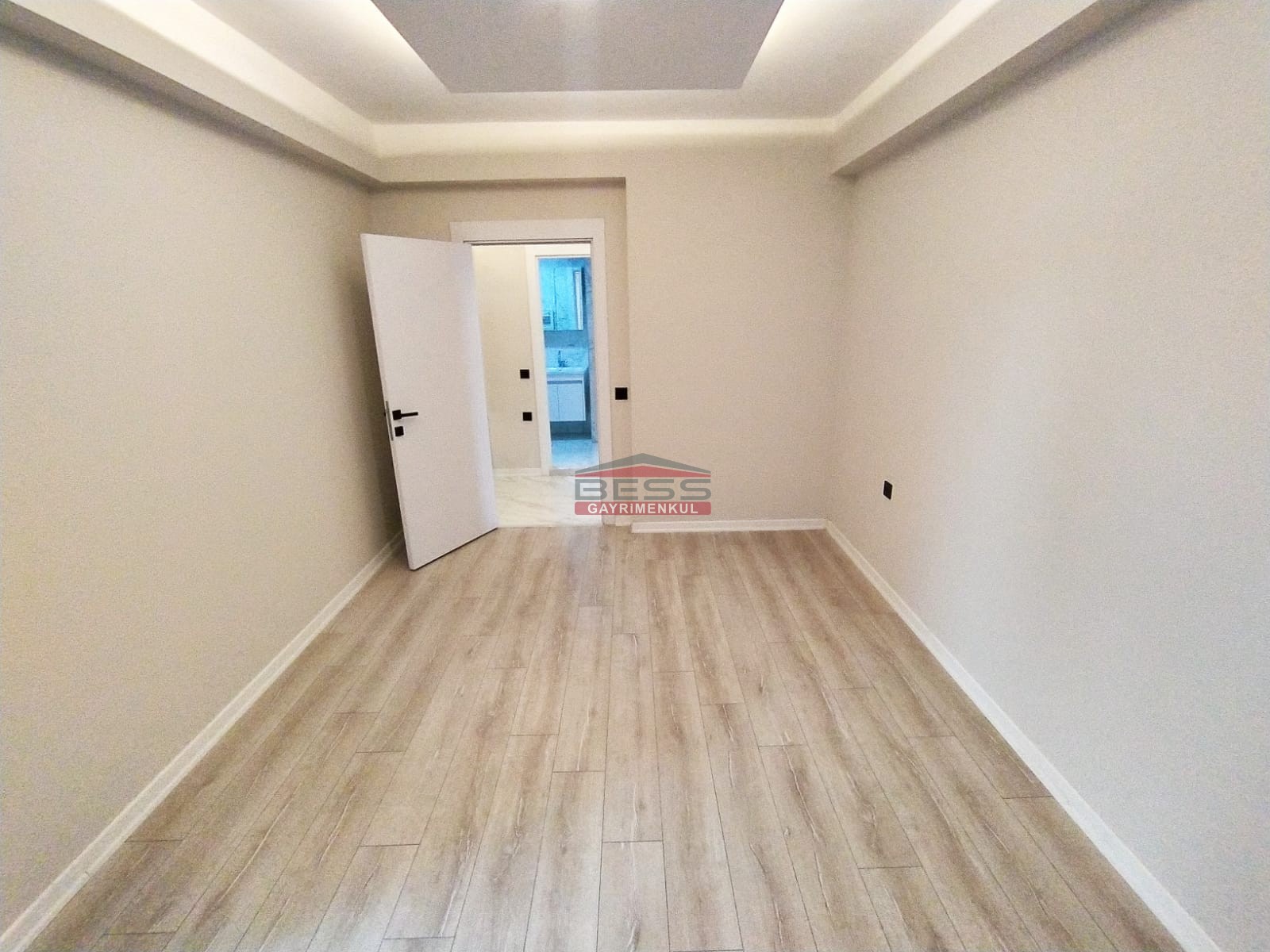 Bess | BESS'DEN ŞİRİNTEPE DE BURSA CADDESİ YAKINI SATILIK 2+1 DAİRE