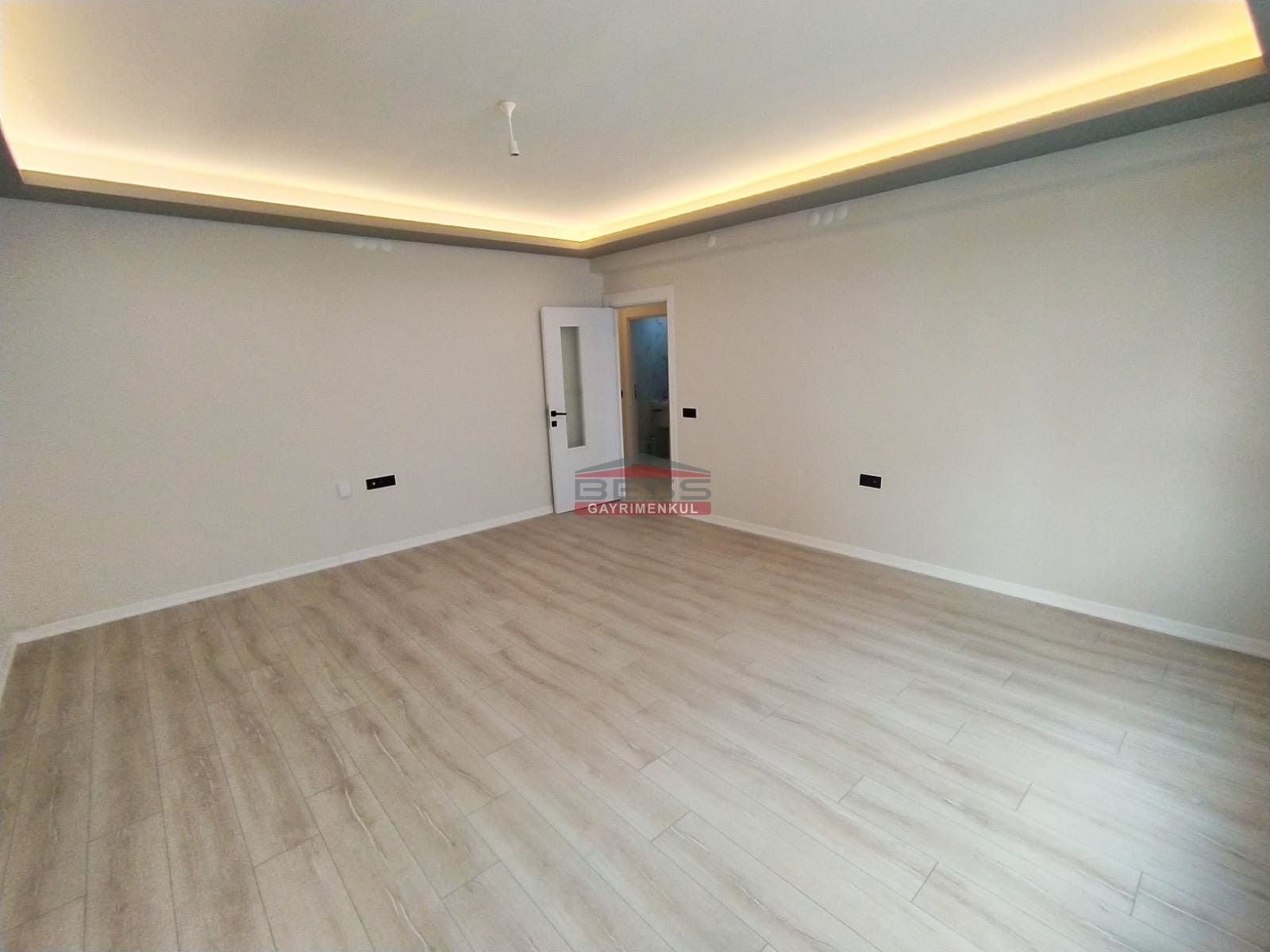 Bess | BESS'DEN ŞİRİNTEPE DE BURSA CADDESİ YAKINI SATILIK 2+1 DAİRE