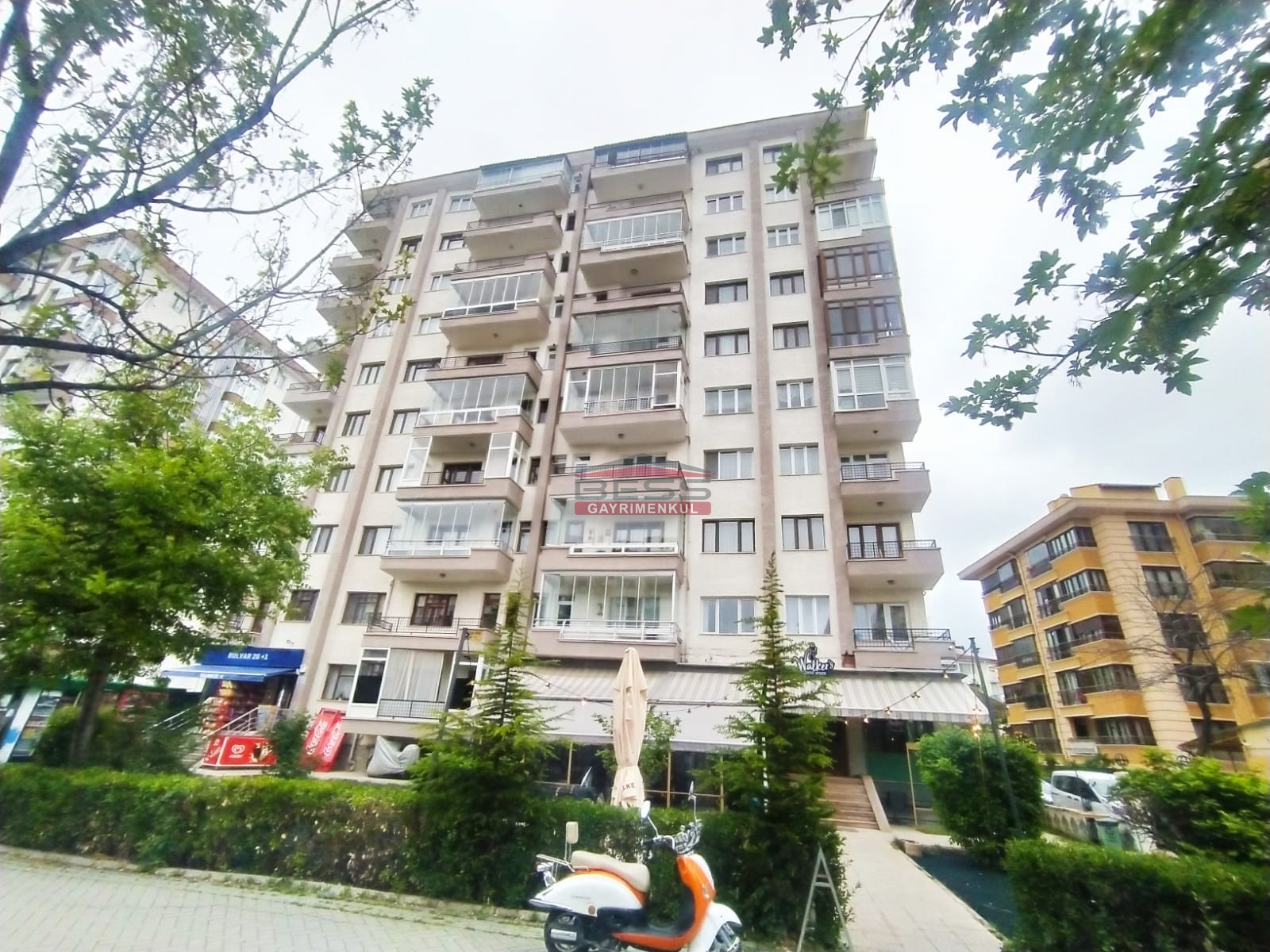 Bess | BESS'DEN ATATÜRK BLV. ÜZERİNDE SİTE İÇERİSİNDE SATILIK 3+1 DAİRE