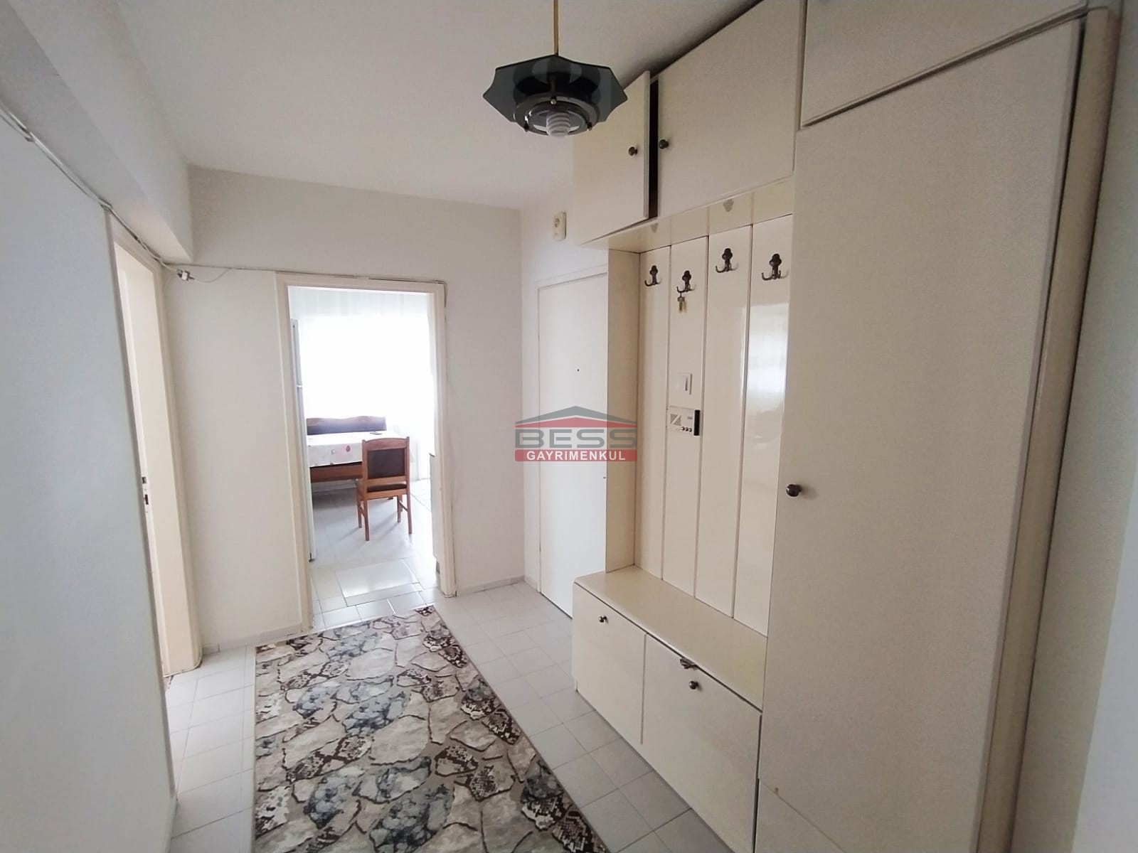 Bess | BESS'DEN ZİYAPAŞA CADDESİ PARALELİNDE MERKEZDE SATILIK 3+1 DAİRE