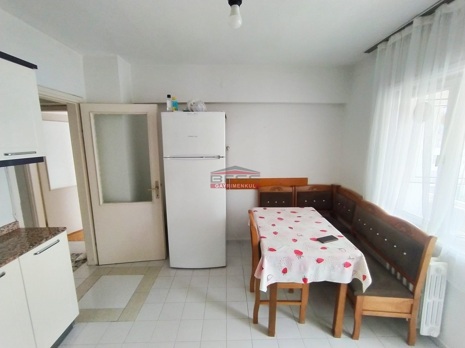 Bess | BESS'DEN ZİYAPAŞA CADDESİ PARALELİNDE MERKEZDE SATILIK 3+1 DAİRE