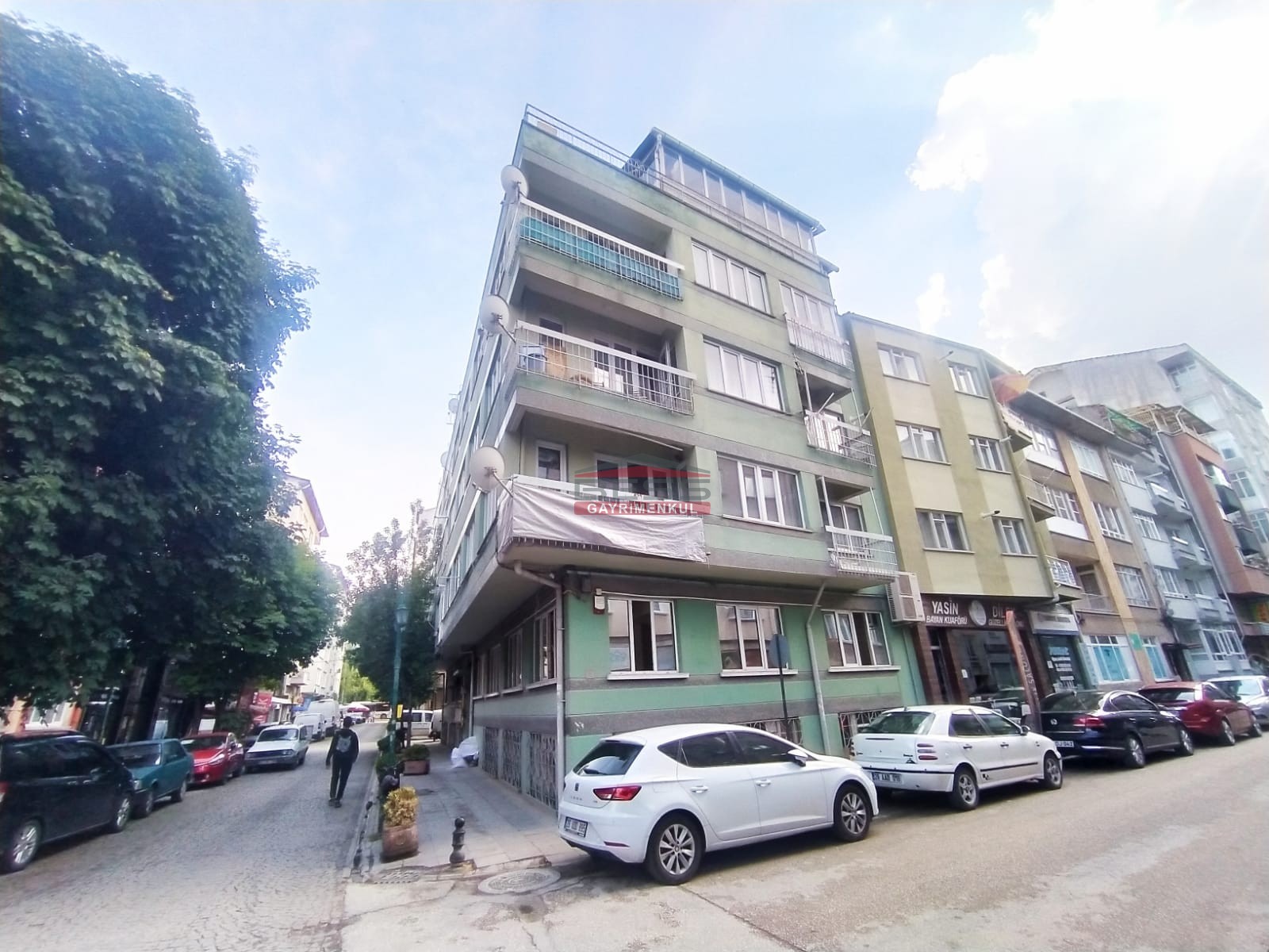 Bess | BESS'DEN DELİKLİTAŞ CADDESİNDE SATILIK 2+1 DAİRE