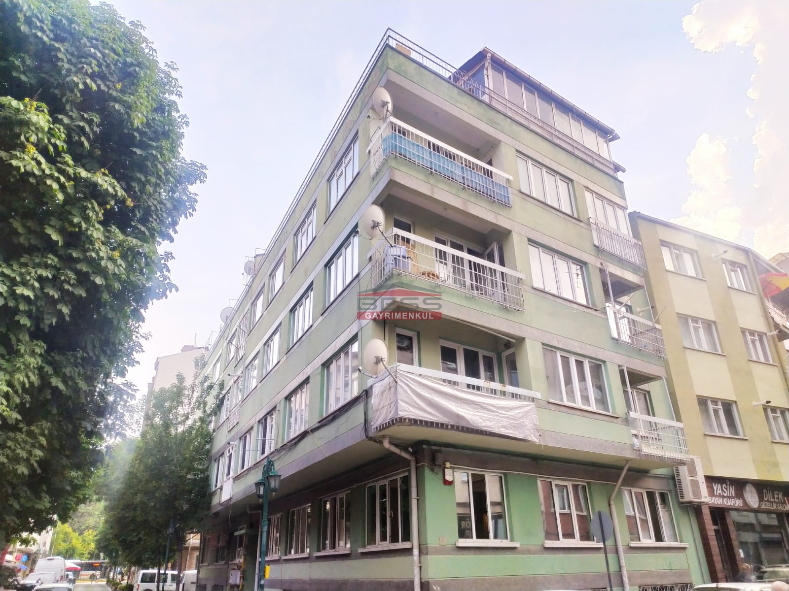 Bess | BESS'DEN DELİKLİTAŞ CADDESİNDE SATILIK 2+1 DAİRE