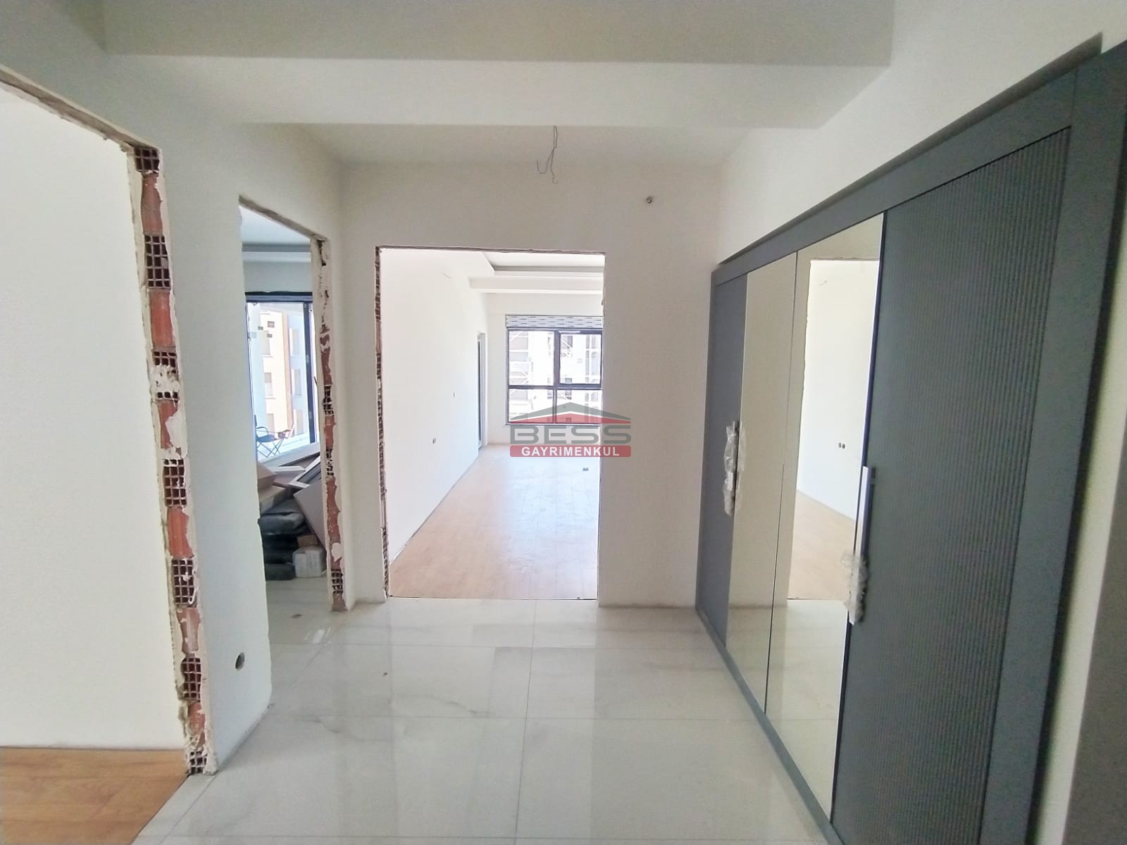 Bess | BESS'DEN BATIKENT'TE SOSYAL TESİSLİ 190M2 4+1 SATILIK LÜKS DAİRE