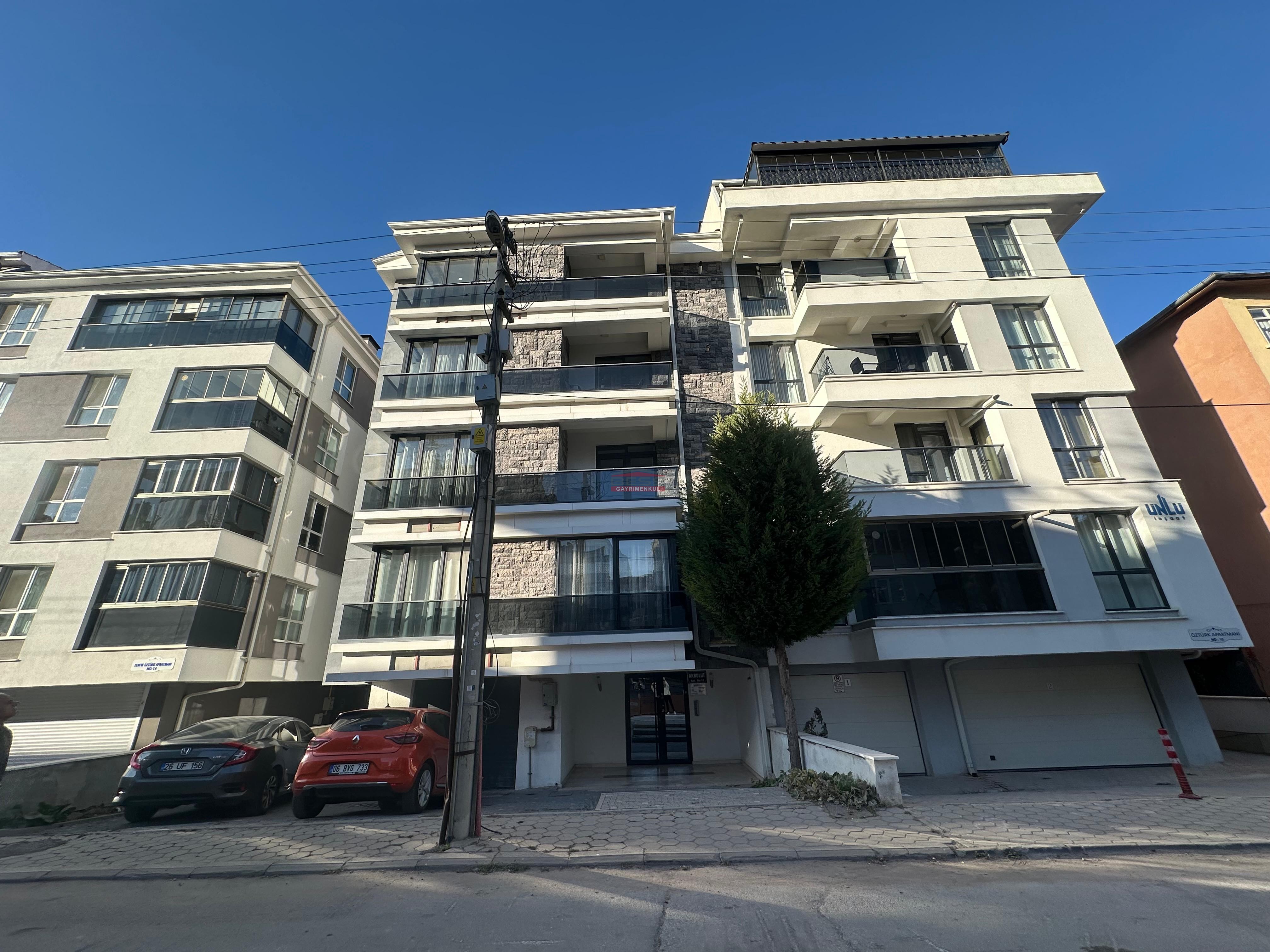 Bess | BESS'DEN ALİ FUAT GÜVEN BUL. VE TAŞKÖPRÜ CAD. YAKINI 3+1 DAİRE