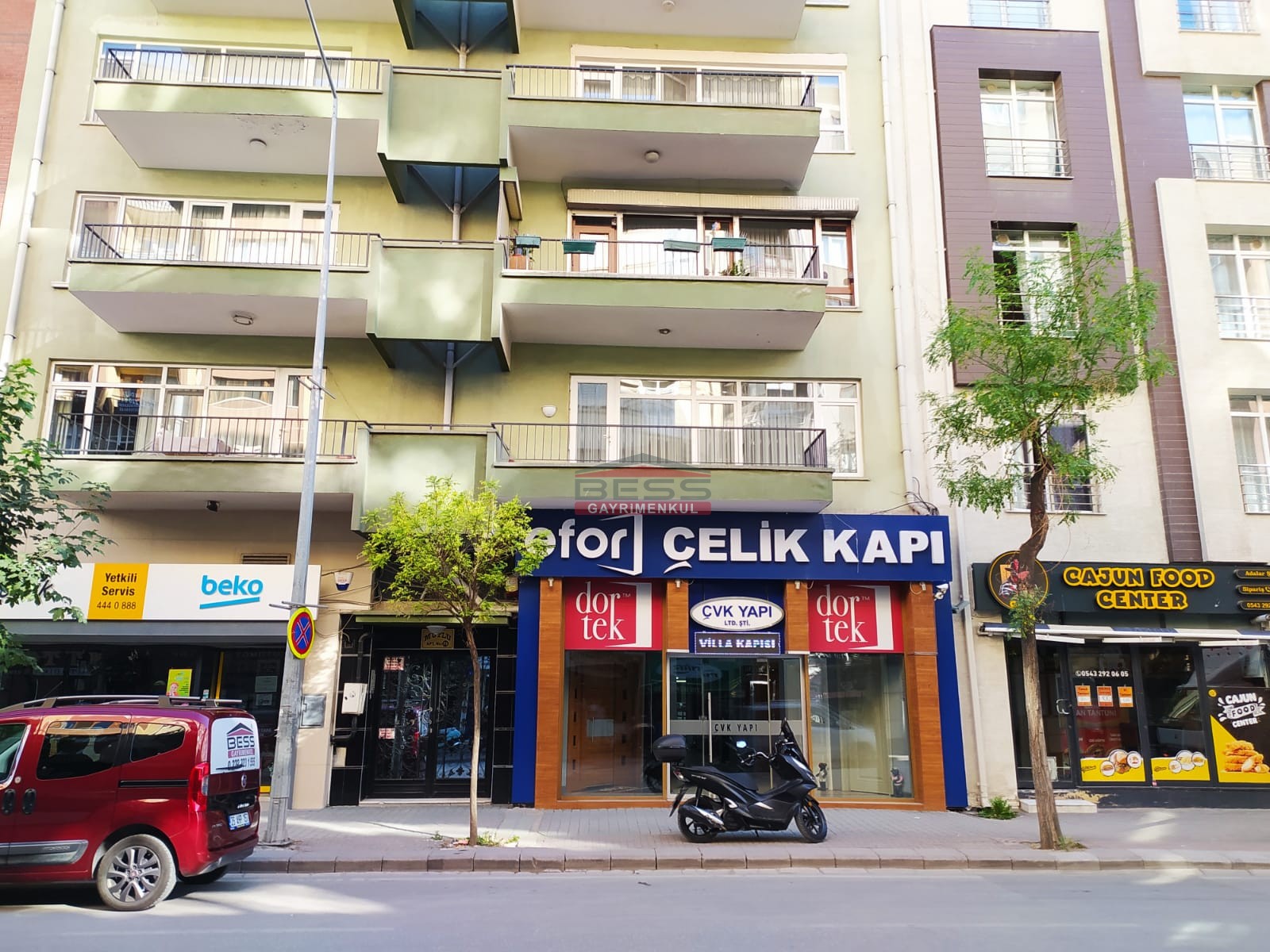 Bess | BESS'DEN ATATÜRK CADDESİ ÜZERİNDE SATILIK İŞ YERİ