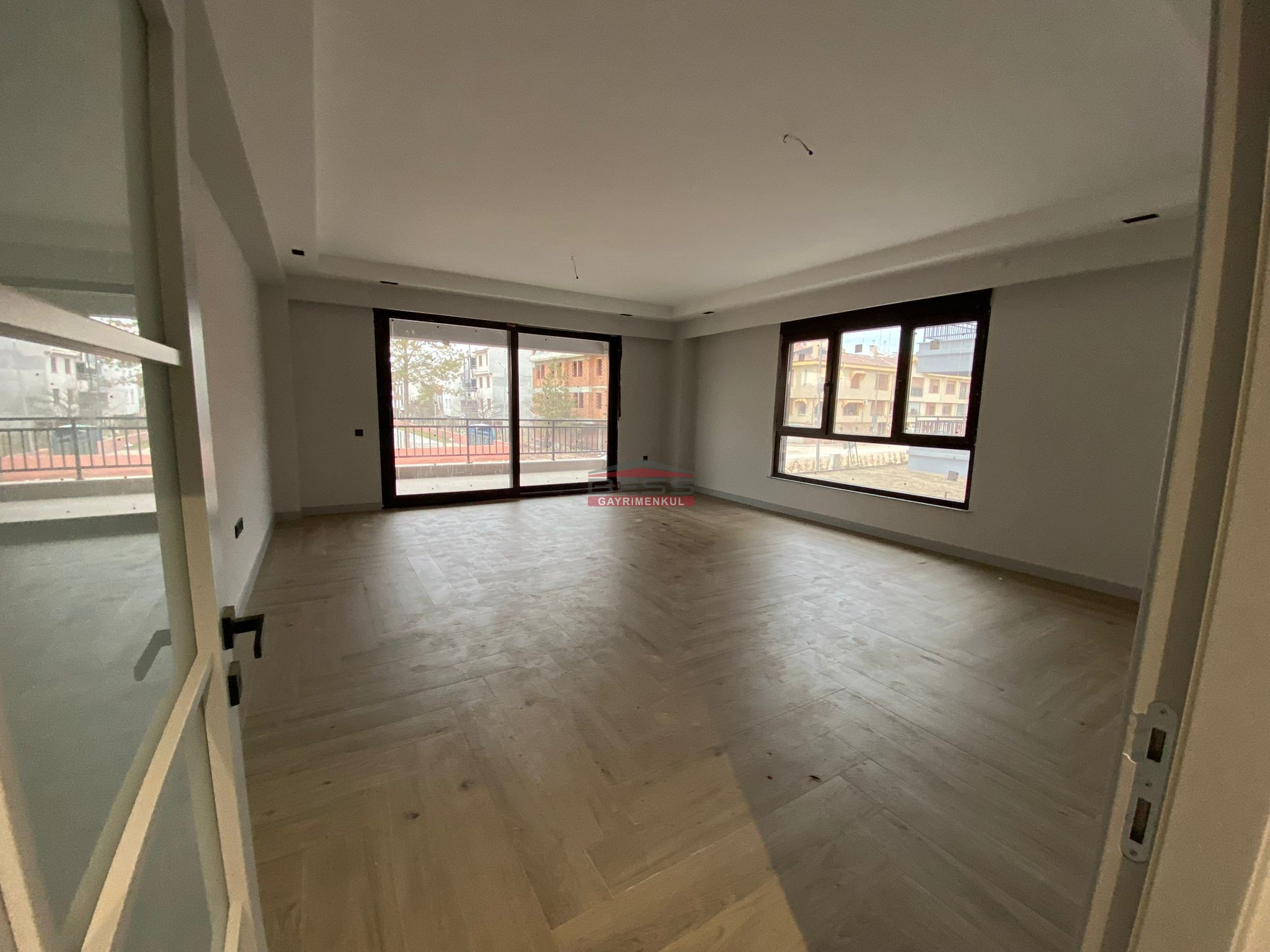 Bess | BESS'DE KIZILYER DE AKILLI EV SİSTEMLİ LÜKS SATILIK 4+1 DAİRE