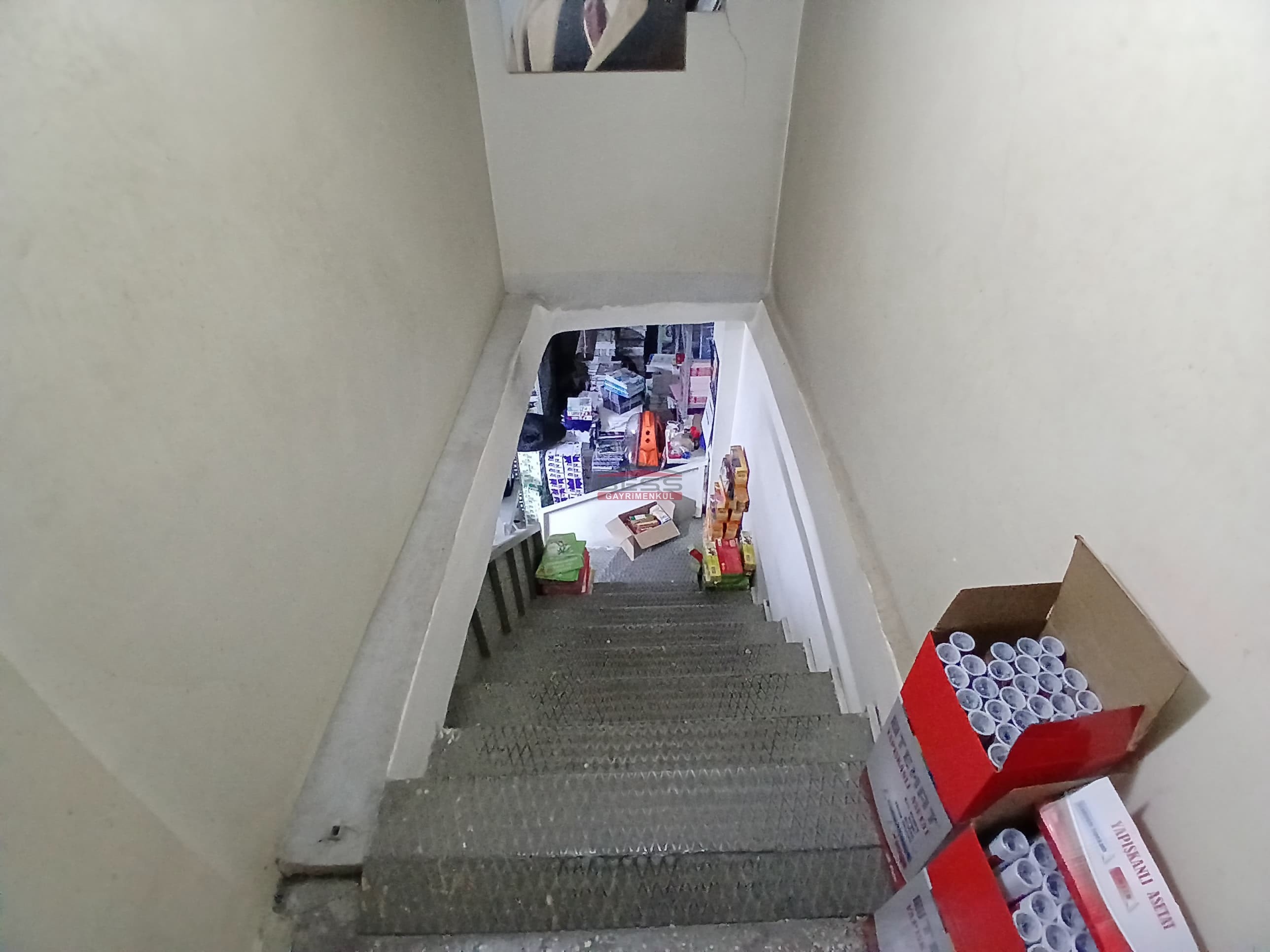Bess | BESS'DEN YUNUS EMRE CADDESİ ÜZERİNDE SATILIK İŞ YERİ
