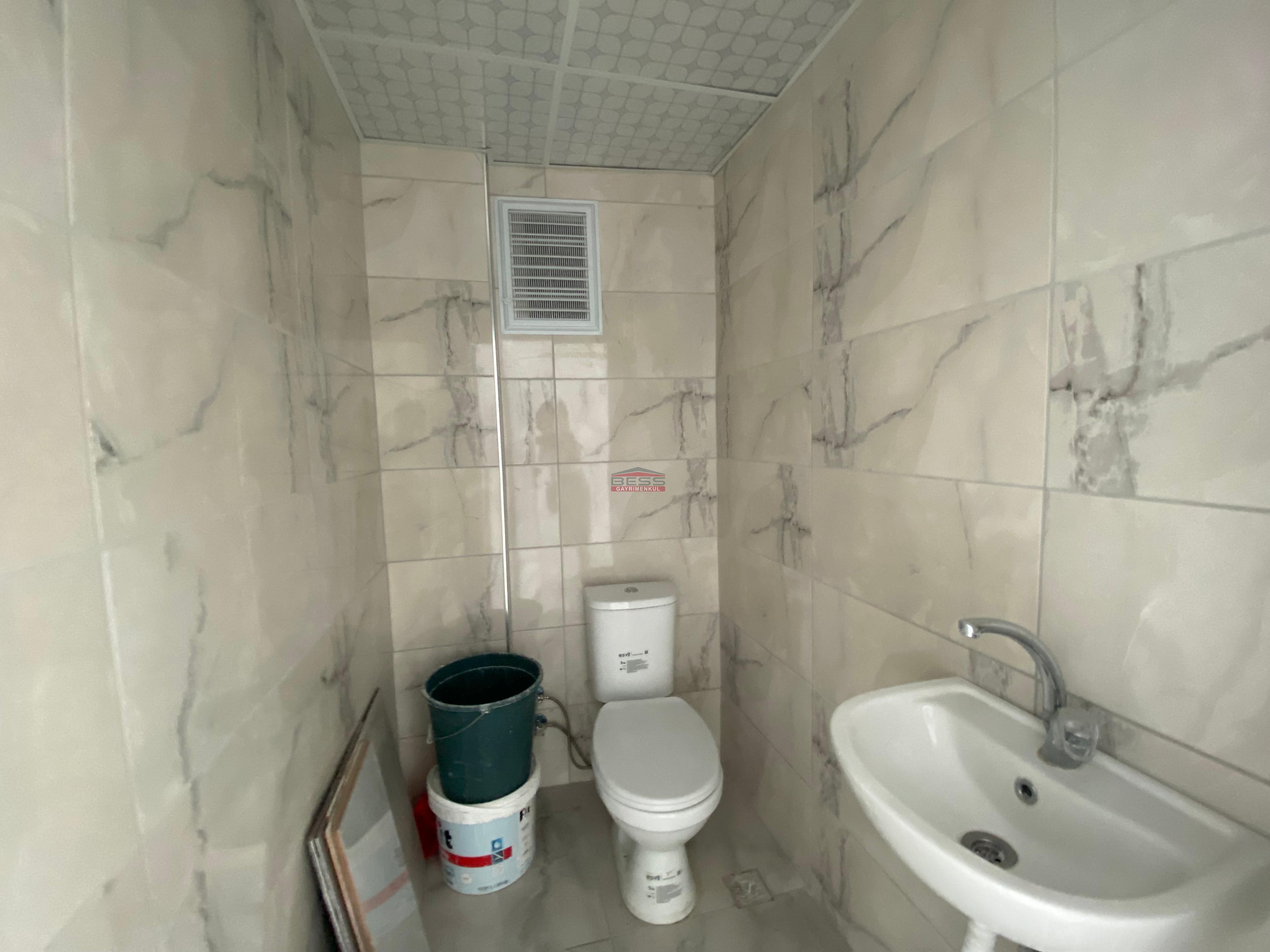 Bess | BESS'DEN ÇAMLICA MAH. BİRLİK CADDESİ ÜZERİ SATILIK İŞ YERİ