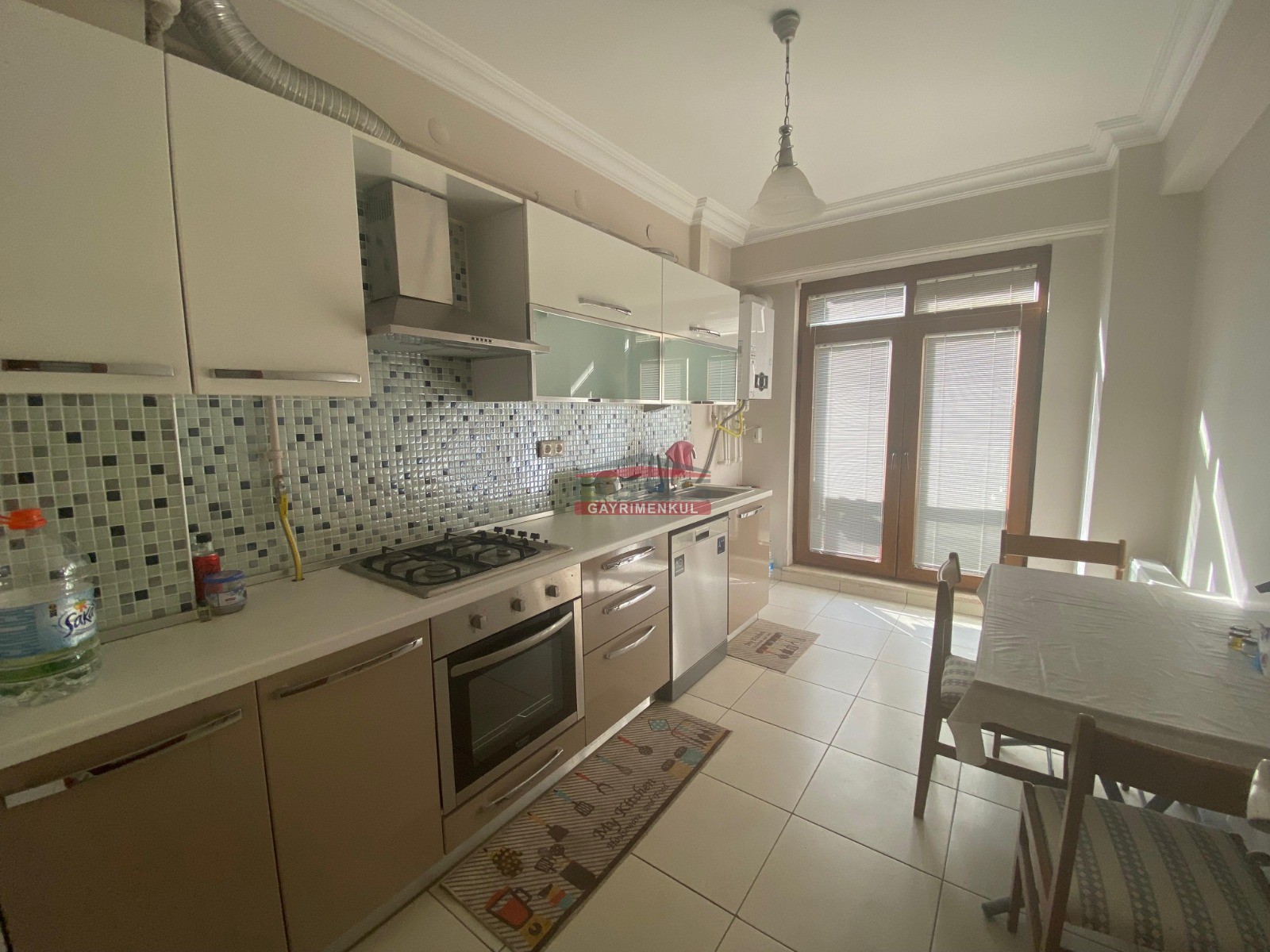 Bess | BESS'DEN BÜYÜKDERE MH. ATATÜRK BULVARI CEPHELİ SATILIK 2+1 DAİRE