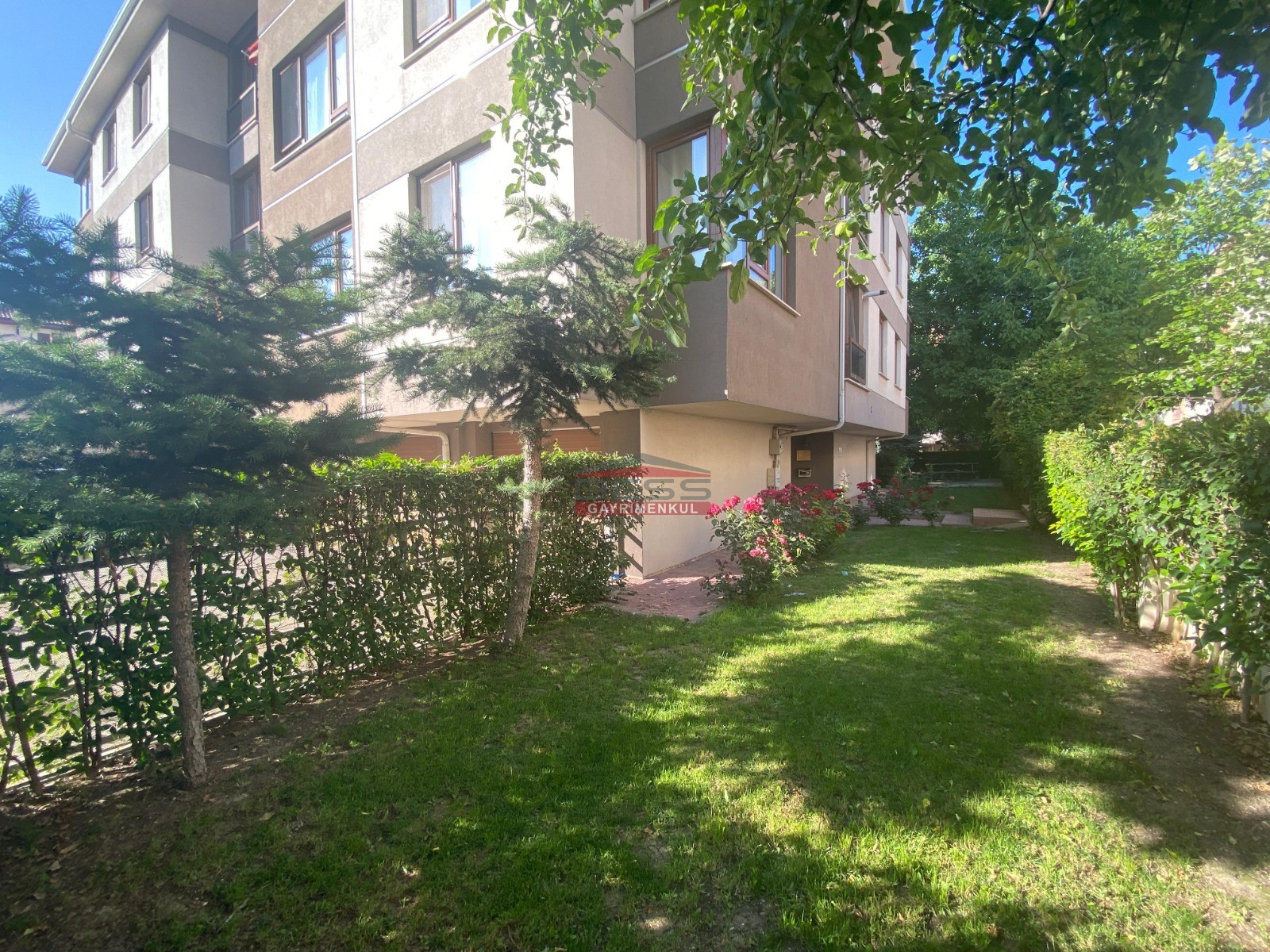 Bess | BESS'DEN BÜYÜKDERE MH. ATATÜRK BULVARI CEPHELİ SATILIK 2+1 DAİRE