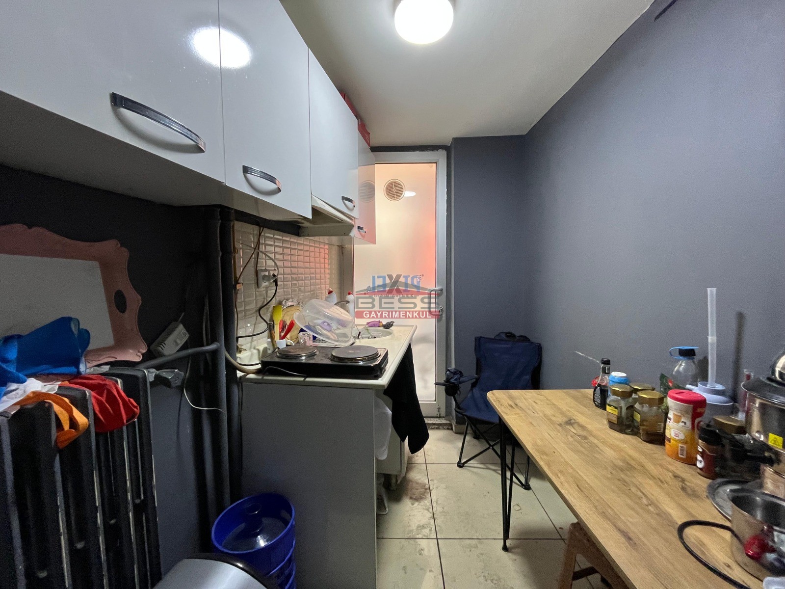 Bess | BESS'DEN CENGİZ TOPEL CADDESİ ÜZERİ DEVREN KİRALIK İŞ YERİ