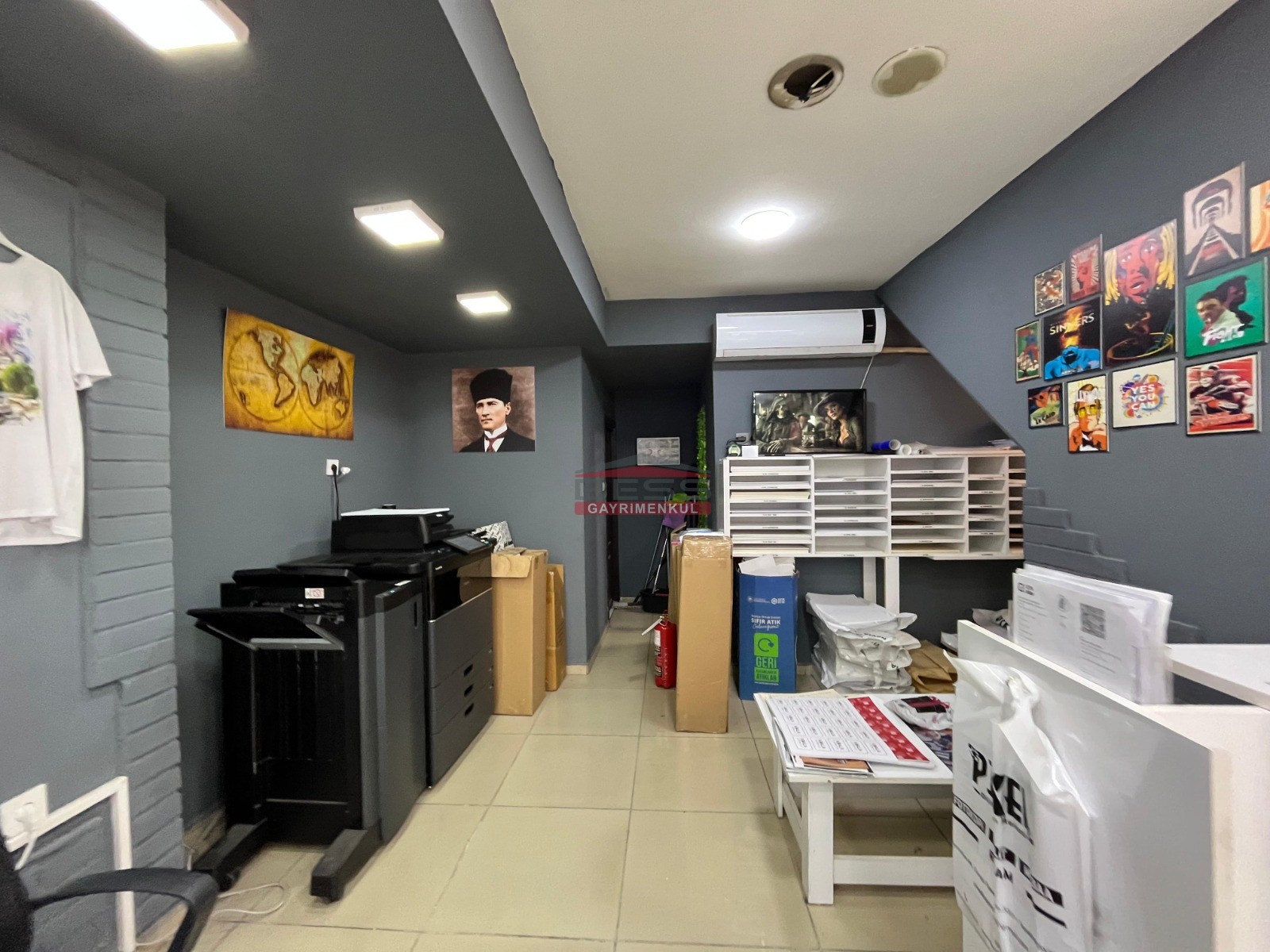 Bess | BESS'DEN CENGİZ TOPEL CADDESİ ÜZERİ DEVREN KİRALIK İŞ YERİ