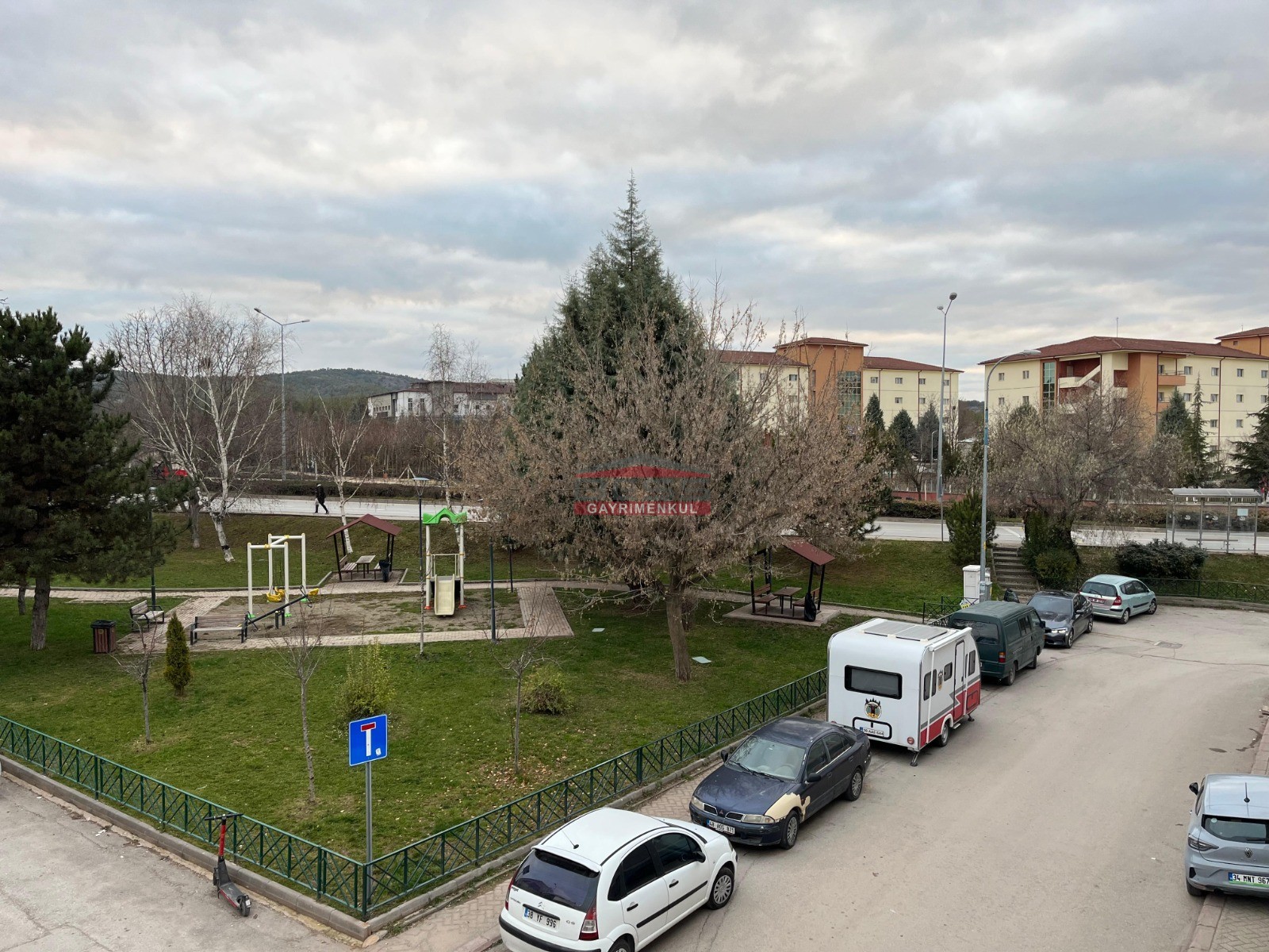 Bess | BESS'DEN OSMANGAZİ ÜNİV. (ESOGÜ) YAKINI SATILIK 1+1 DAİRE