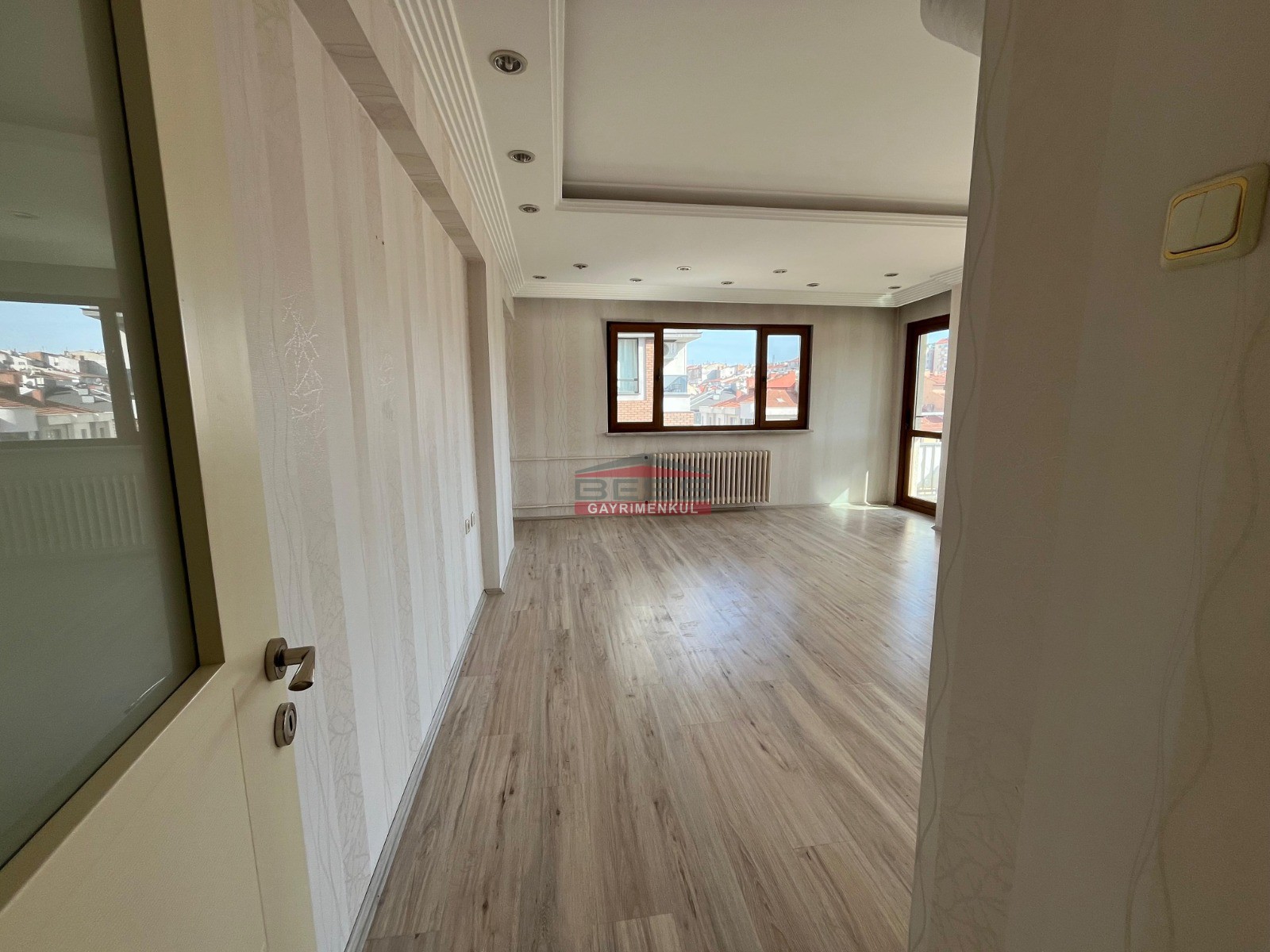 Bess | BESS'DEN AKARBAŞI MAH. ATATÜRK BULVARI ÜZERİ SATILIK 3+1 DAİRE