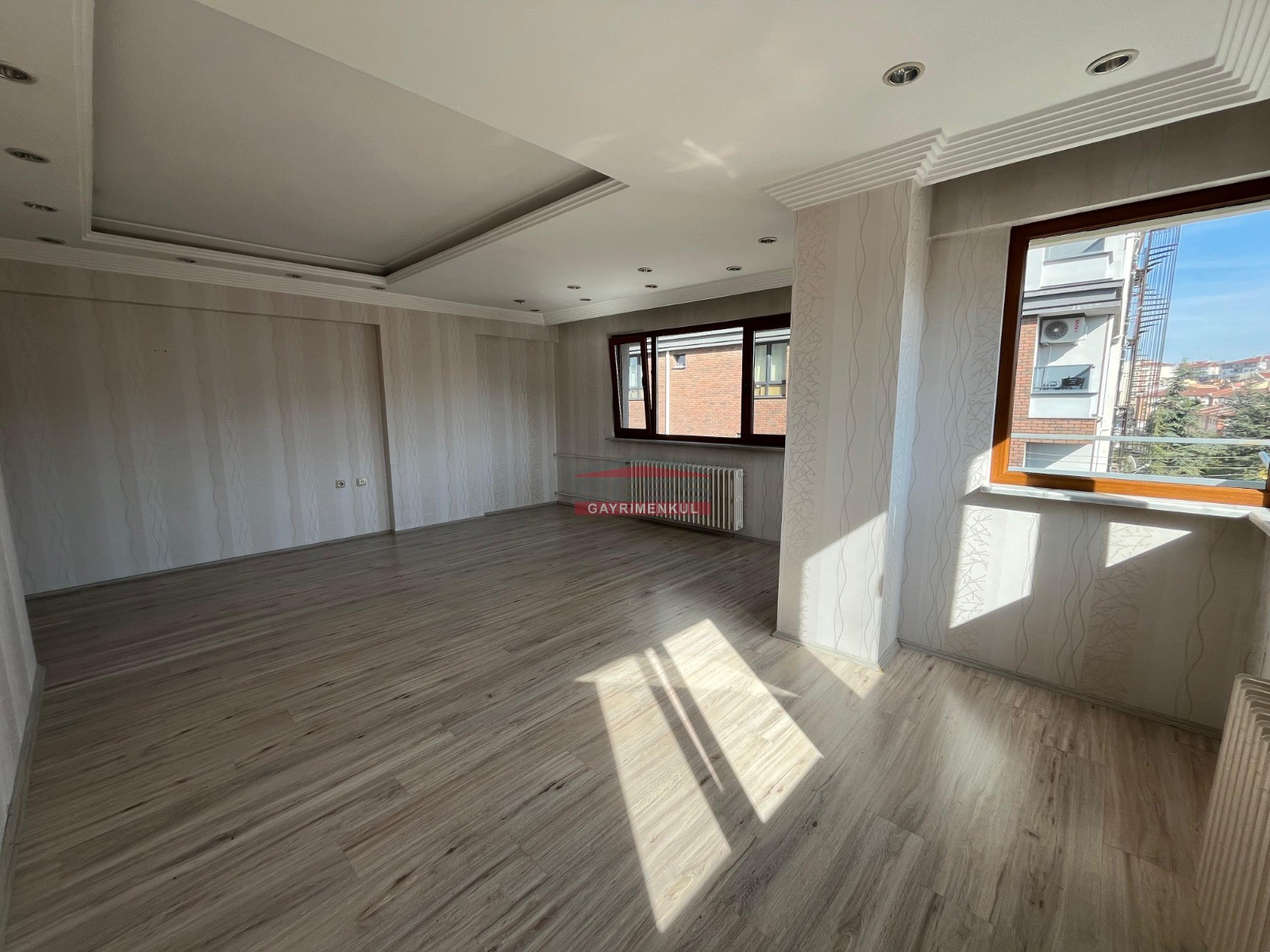 Bess | BESS'DEN AKARBAŞI MAH. ATATÜRK BULVARI ÜZERİ SATILIK 3+1 DAİRE