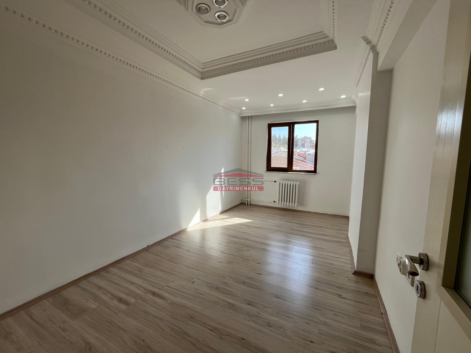 Bess | BESS'DEN AKARBAŞI MAH. ATATÜRK BULVARI ÜZERİ SATILIK 3+1 DAİRE