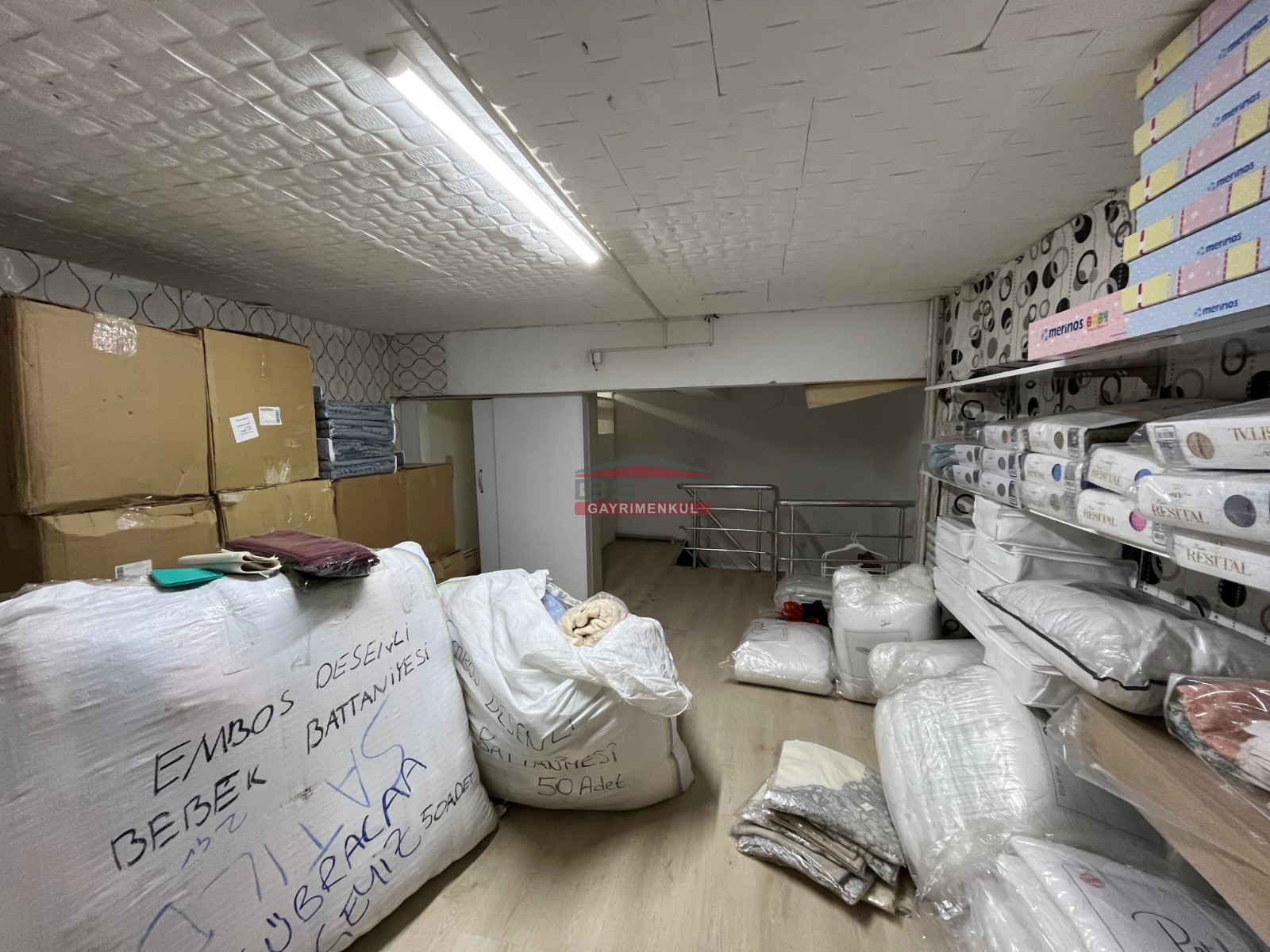 Bess | BESS'DEN HAMAMYOLU CADDESİ ÜZERİ DEVREN KİRALIK İŞ YERİ