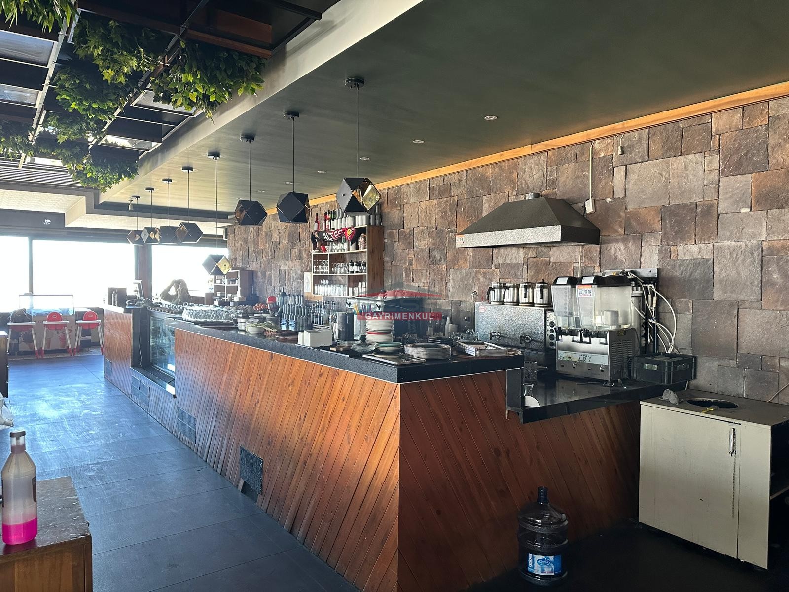 Bess | BESS'DEN PANORAMİK ŞEHİR MANZARALI SATILIK 1400M2 İŞ YERİ