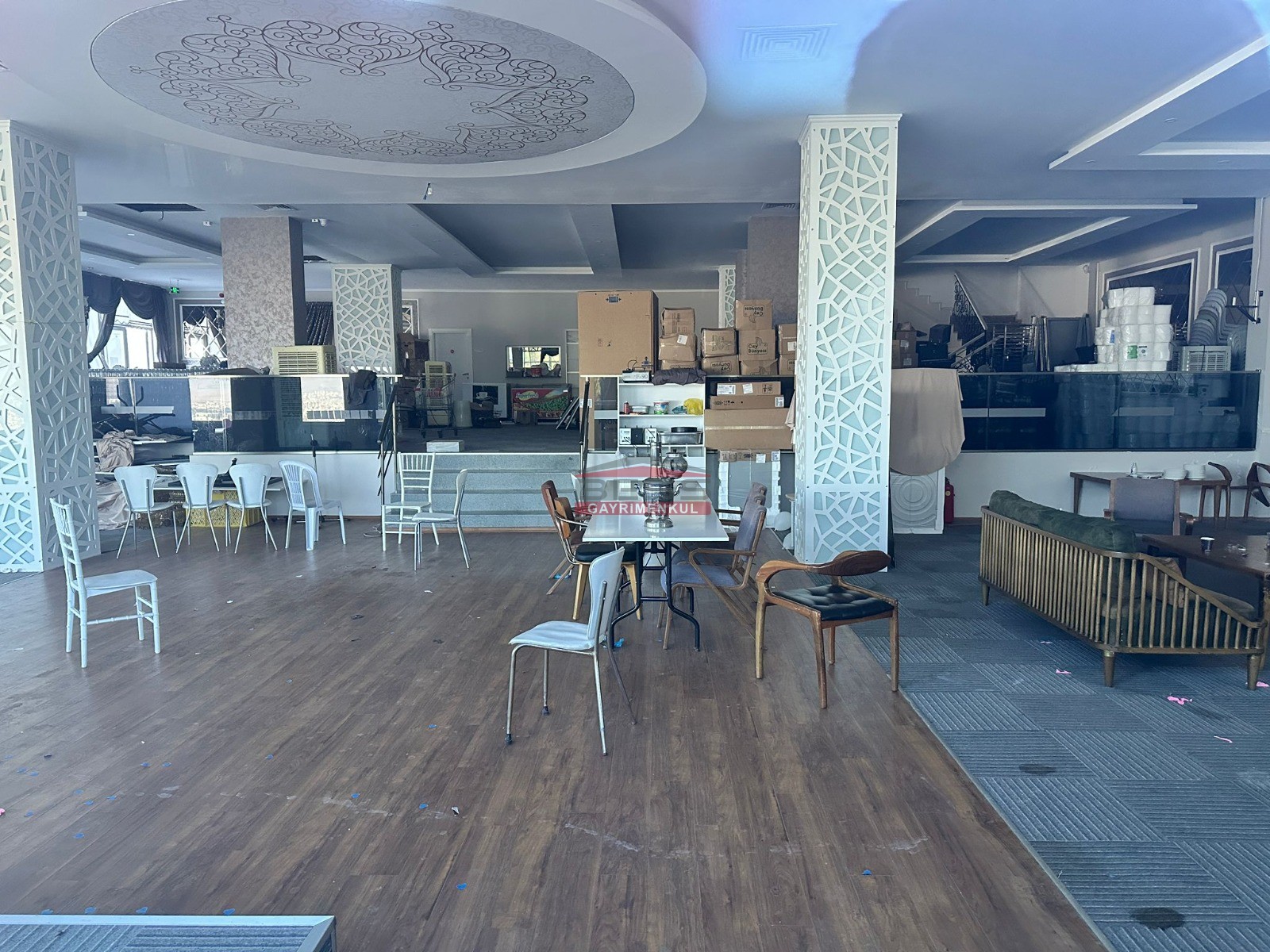 Bess | BESS'DEN PANORAMİK ŞEHİR MANZARALI SATILIK 1400M2 İŞ YERİ