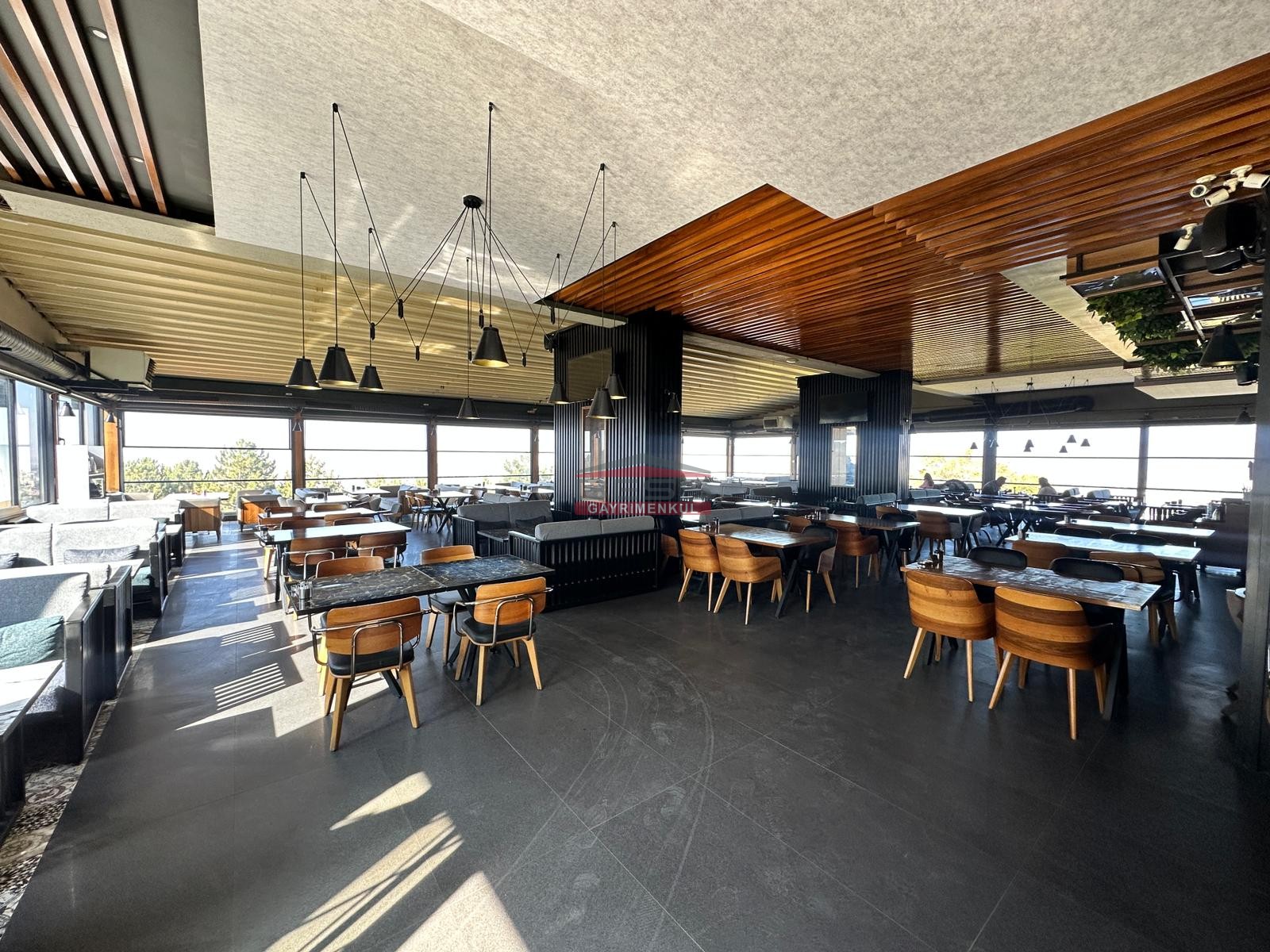 Bess | BESS'DEN PANORAMİK ŞEHİR MANZARALI SATILIK 1400M2 İŞ YERİ