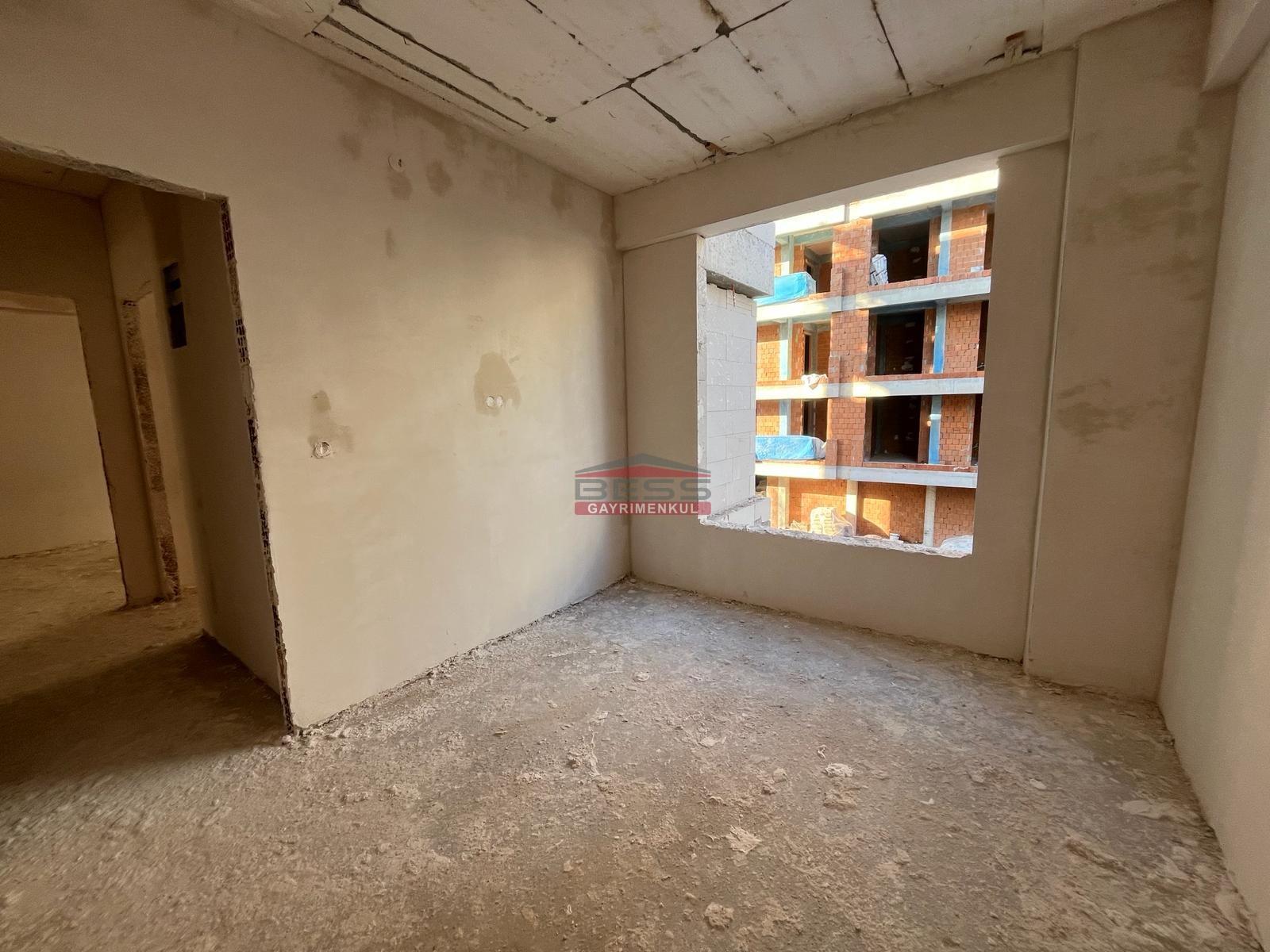 Bess | BESS'DEN AKARBAŞI MAH. ATATÜRK BULVARI YAKINI SATILIK 2+0 DAİRE