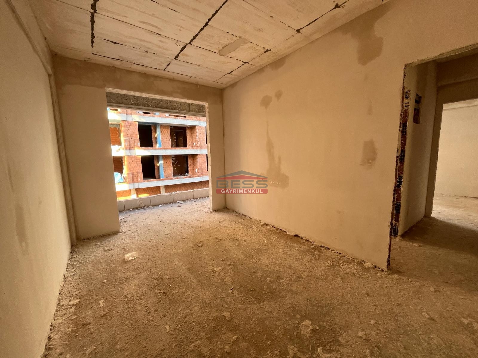 Bess | BESS'DEN AKARBAŞI MAH. ATATÜRK BULVARI YAKINI SATILIK 2+0 DAİRE