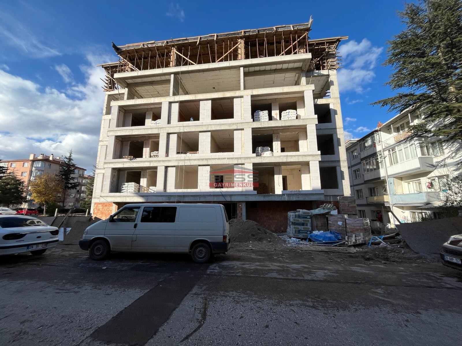 Bess | BESS'DEN AKARBAŞI MAH. ATATÜRK BULVARI YAKINI SATILIK 2+0 DAİRE