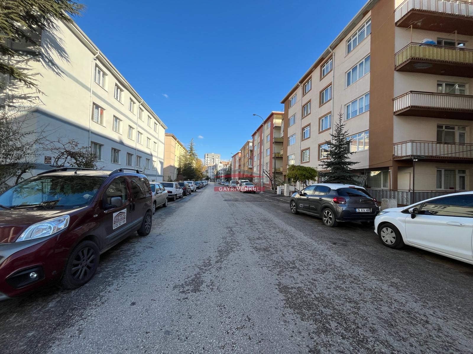 Bess | BESS'DEN AKARBAŞI MAH. ATATÜRK BULVARI YAKINI SATILIK 2+0 DAİRE