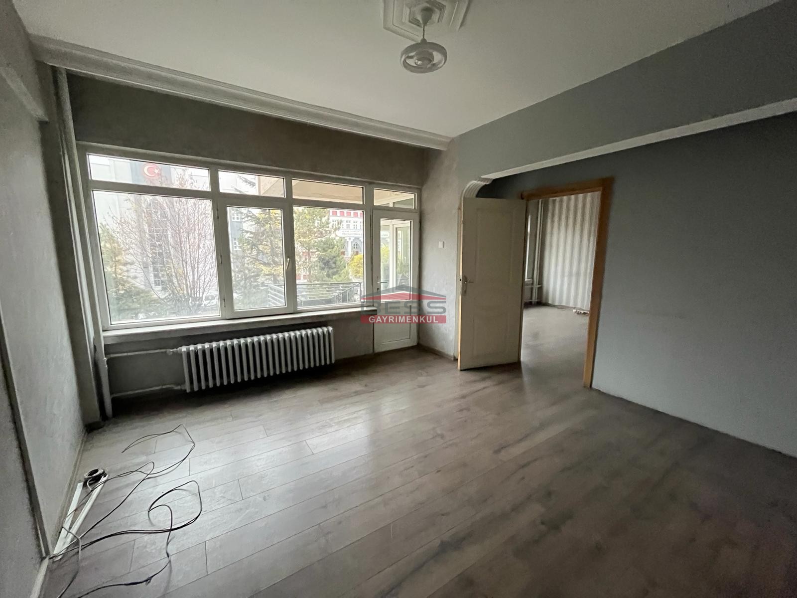 Bess | BESS'DEN ARİFİYE MH. SÜLEYMAN ÇAKIR CAD. ÜZERİ KİRALIK 4+1 DAİRE