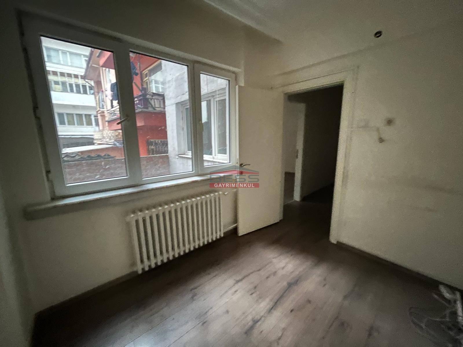 Bess | BESS'DEN ARİFİYE MH. SÜLEYMAN ÇAKIR CAD. ÜZERİ KİRALIK 4+1 DAİRE