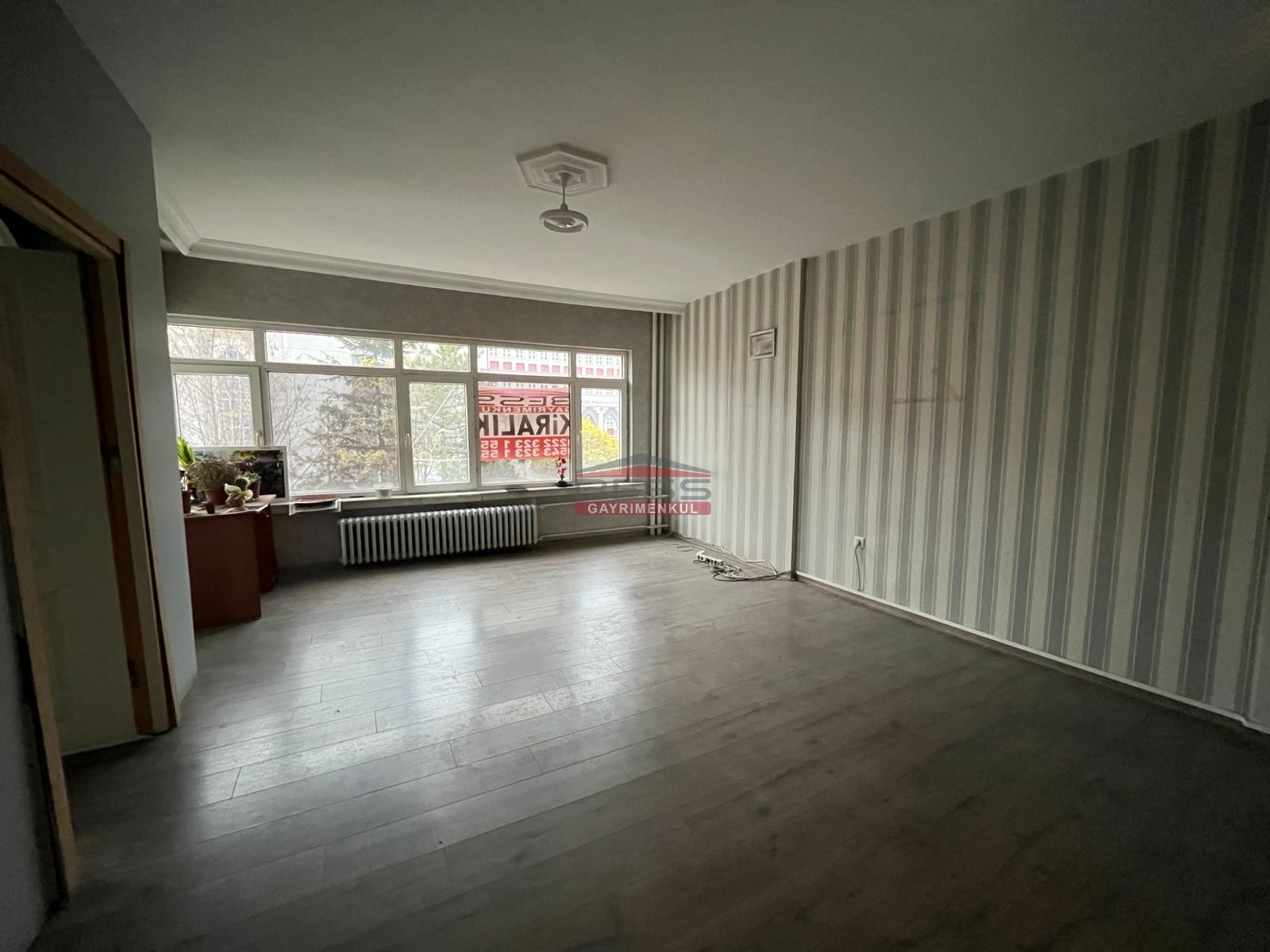 Bess | BESS'DEN ARİFİYE MH. SÜLEYMAN ÇAKIR CAD. ÜZERİ KİRALIK 4+1 DAİRE