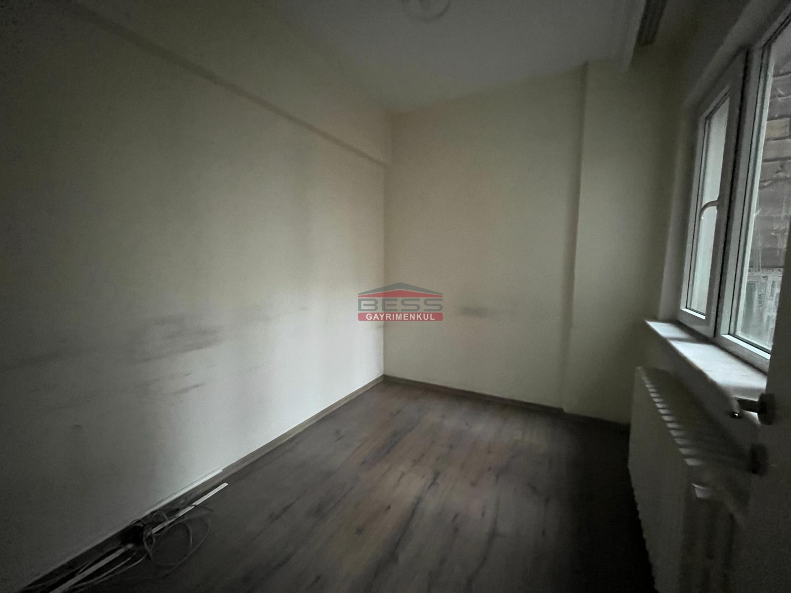 Bess | BESS'DEN ARİFİYE MH. SÜLEYMAN ÇAKIR CAD. ÜZERİ KİRALIK 4+1 DAİRE