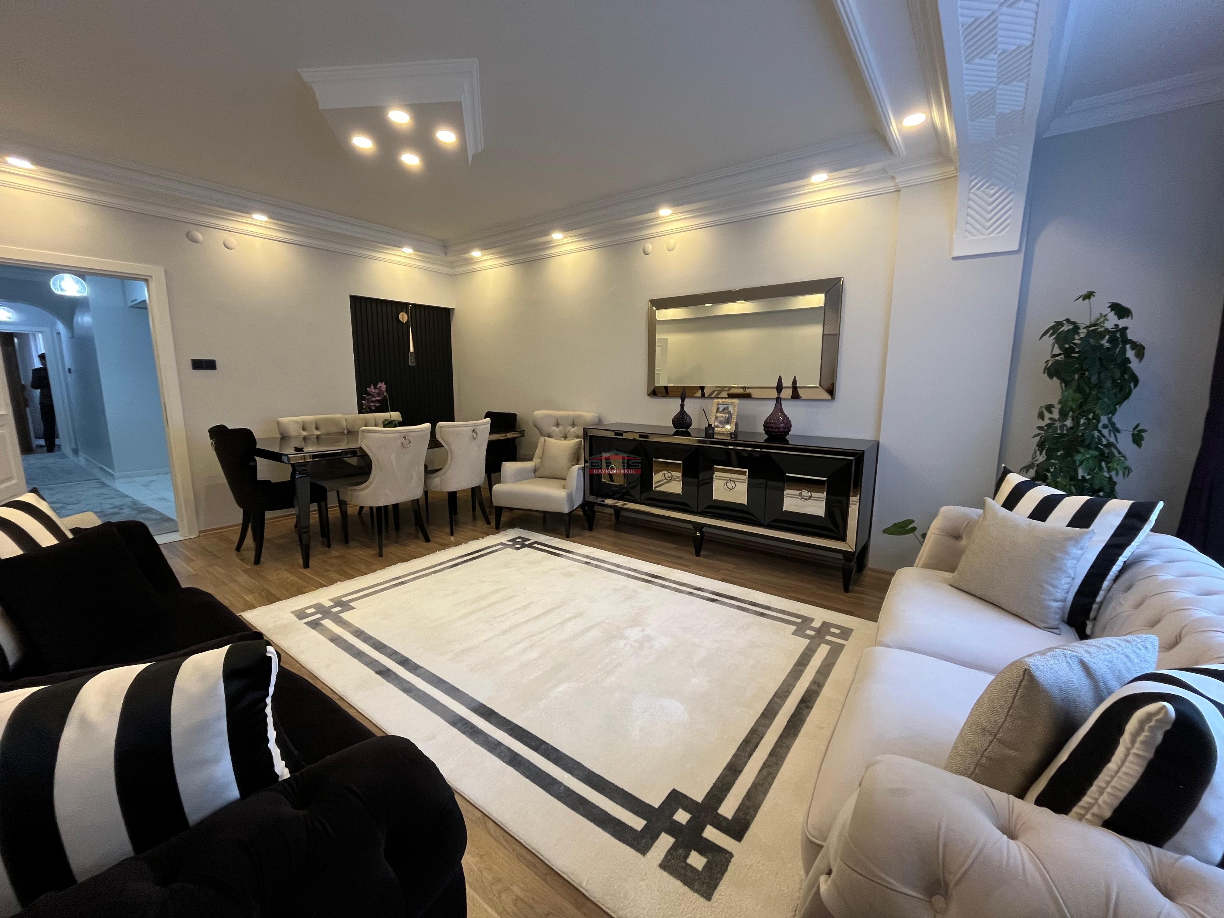 Bess | BESS'DEN ORHAN OĞUZ CD. YAKINI BAHÇELİEVLER'DE SATILIK 3+1 DAİRE