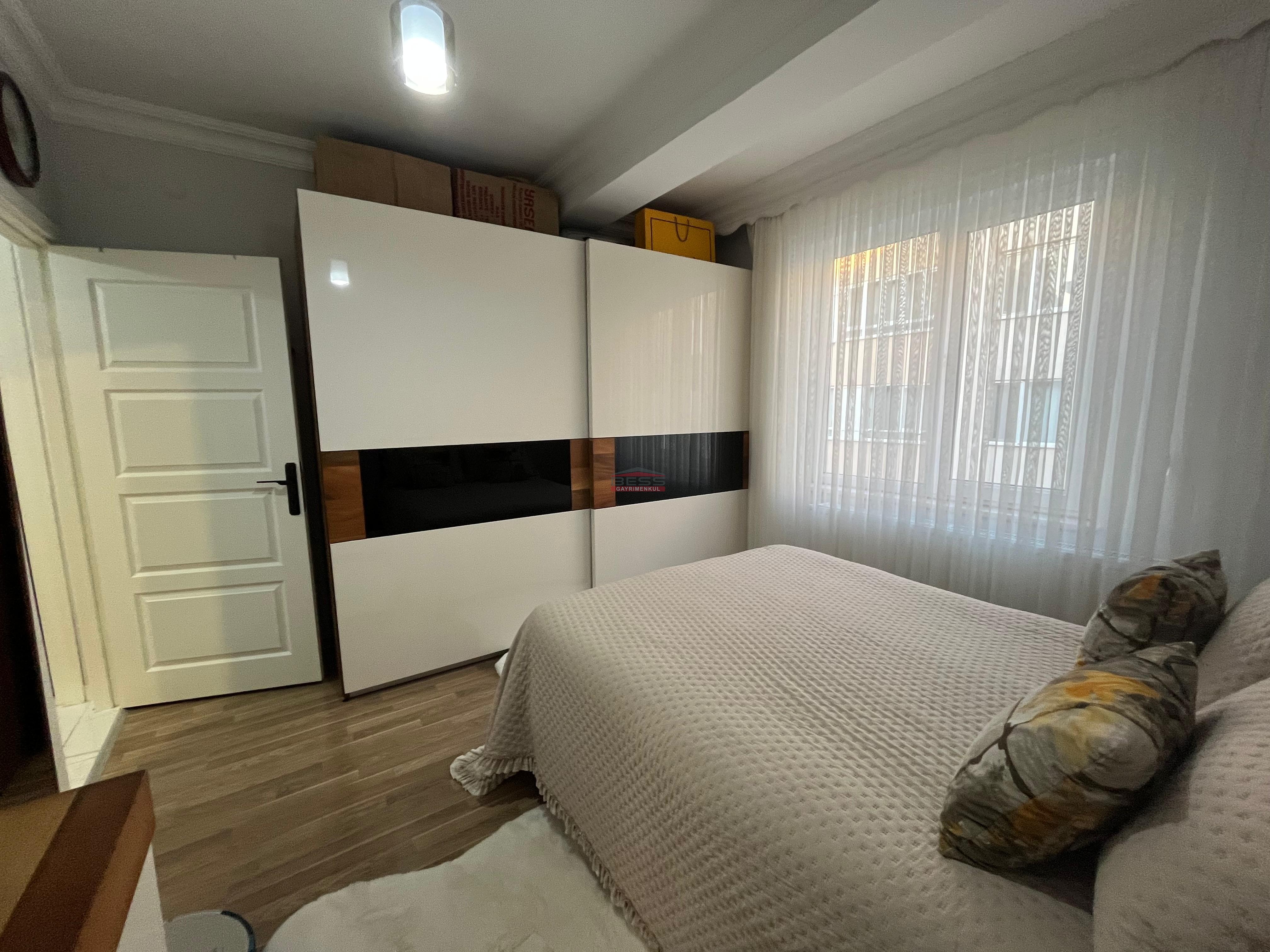 Bess | BESS'DEN ORHAN OĞUZ CD. YAKINI BAHÇELİEVLER'DE SATILIK 3+1 DAİRE