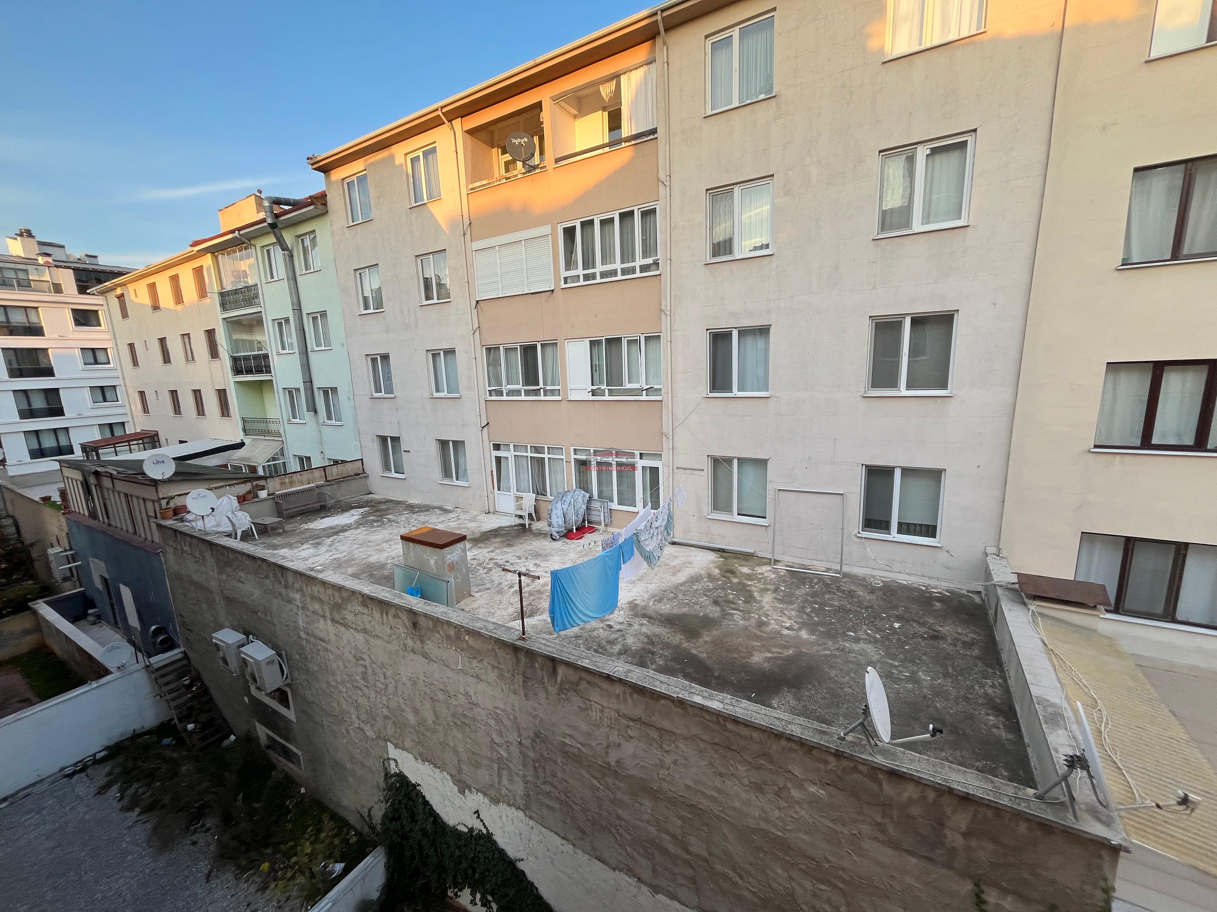 Bess | BESS'DEN ORHAN OĞUZ CD. YAKINI BAHÇELİEVLER'DE SATILIK 3+1 DAİRE