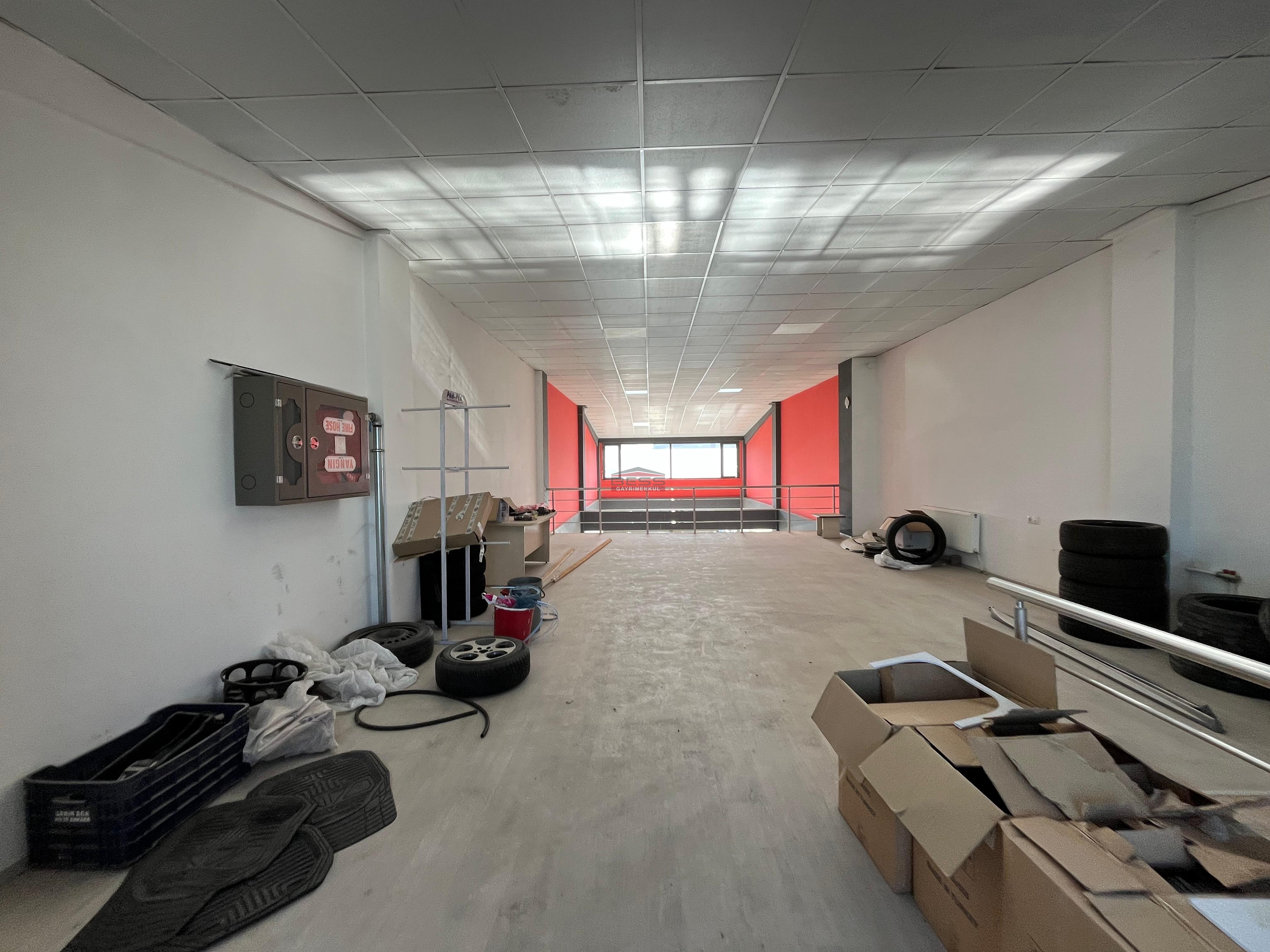 Bess | BESS'DEN EMKO SANAYİ SİTESİ'NDE 240M2 SATILIK İŞ YERİ