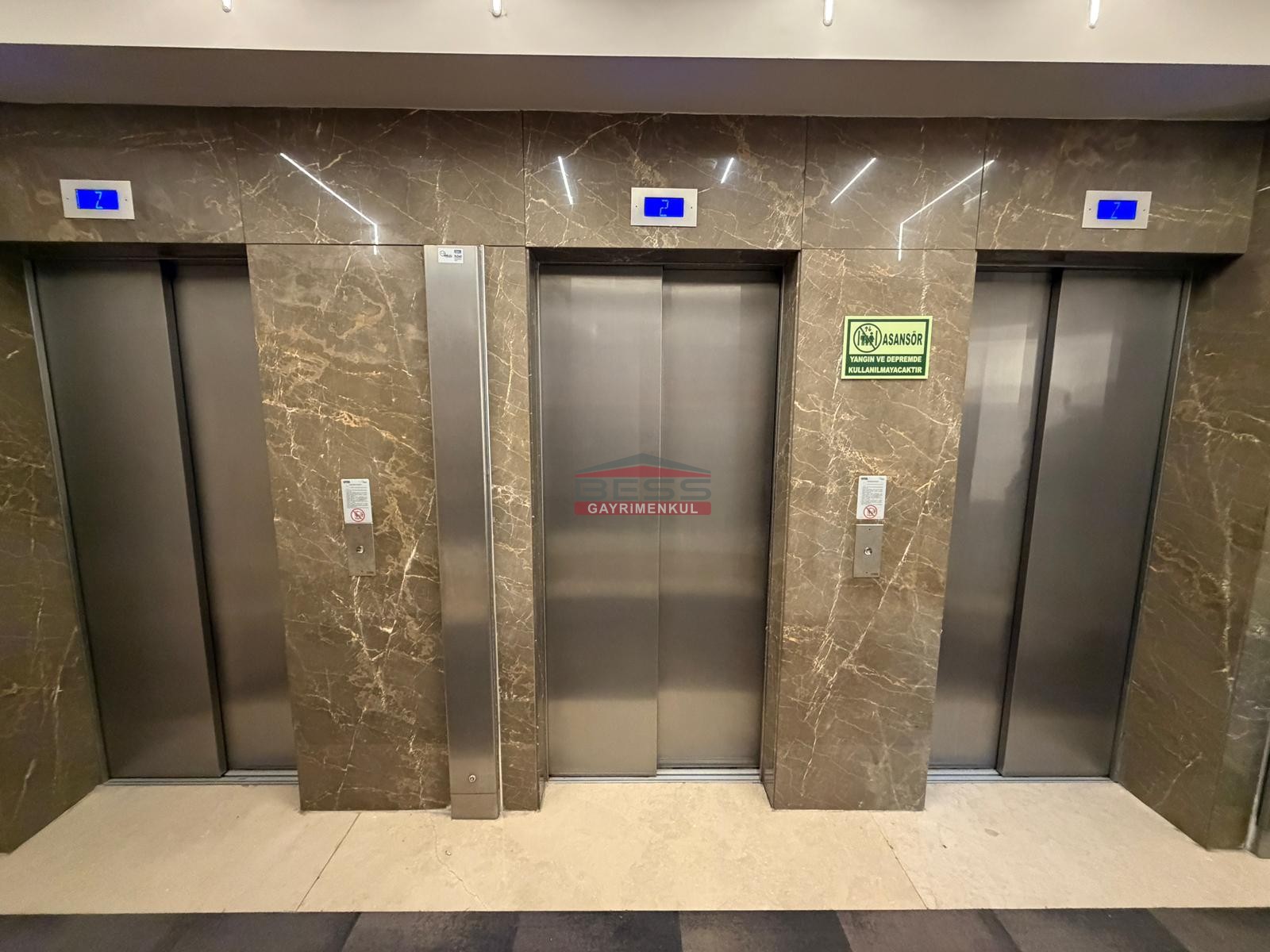 Bess | BESS'DEN KILIÇOĞLU PLAZA'DA KİRALIK 4+1 İŞYERİ (OFİS)