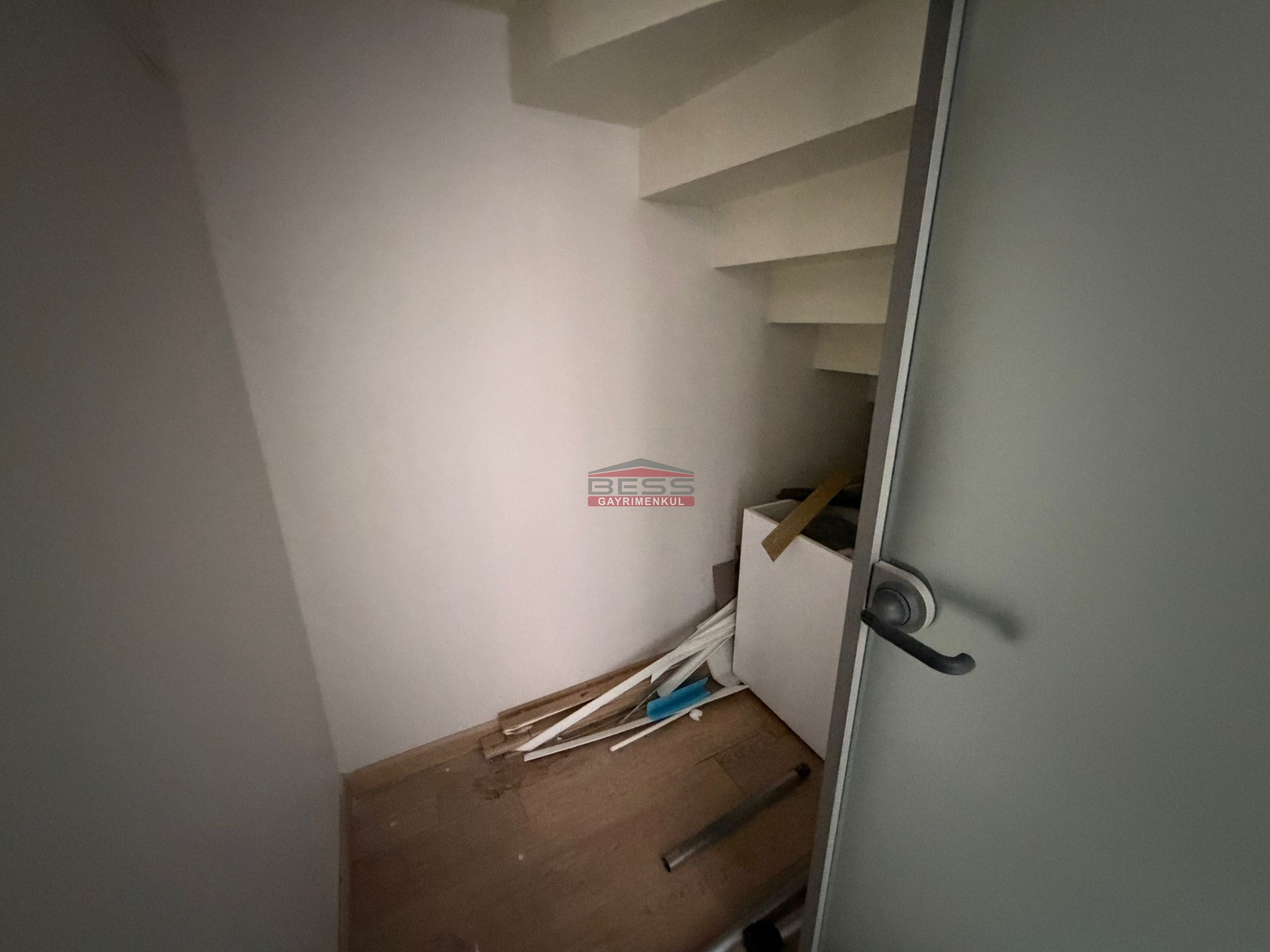 Bess | BESS'DEN KILIÇOĞLU PLAZA'DA KİRALIK 4+1 İŞYERİ (OFİS)