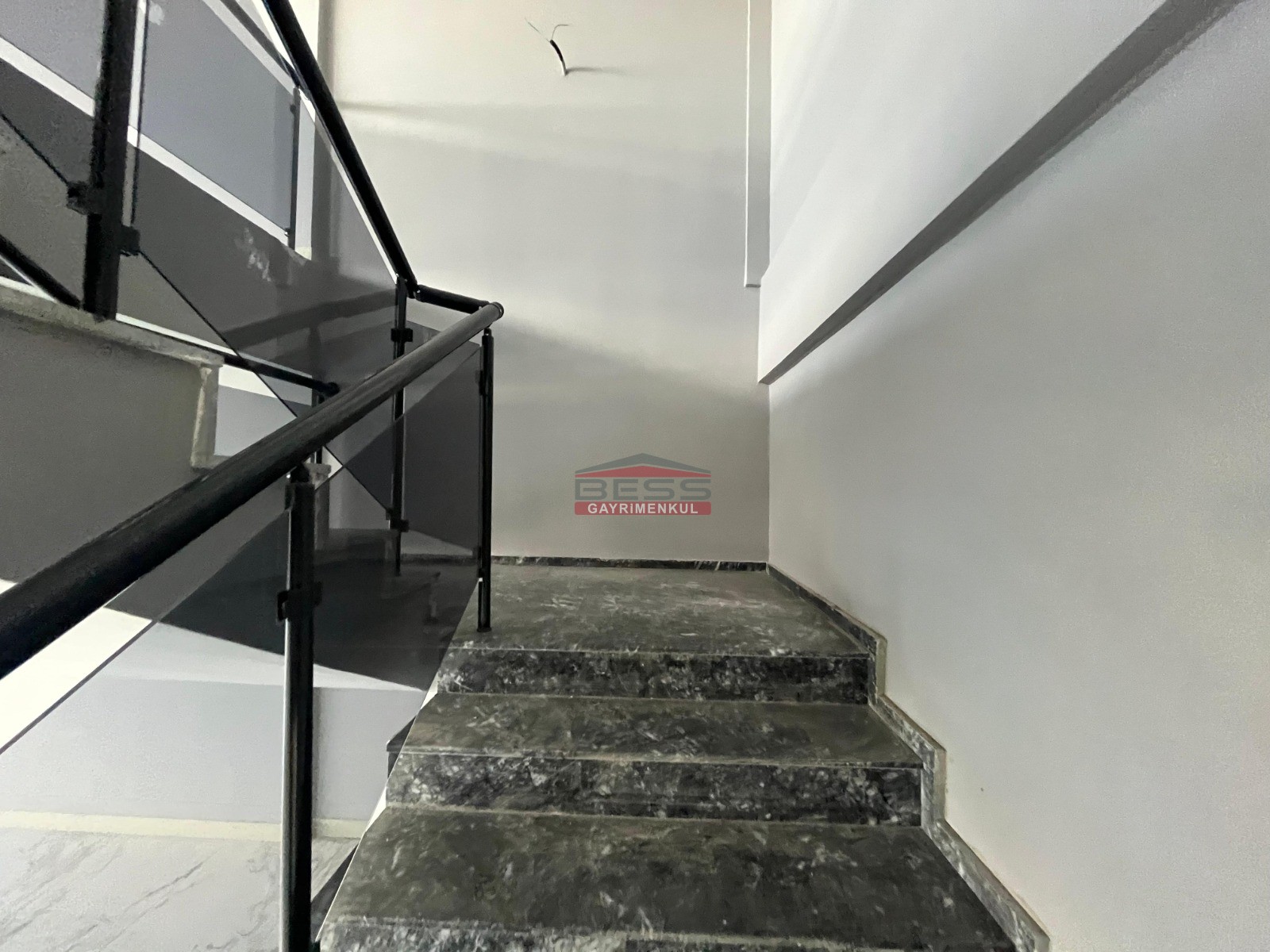 Bess | BESS'DEN 4+1 VİLLA ZİNCİRLİKUYU MAH. (A.SÖĞÜTÖNÜ)'NDE ÖZEL YAPI