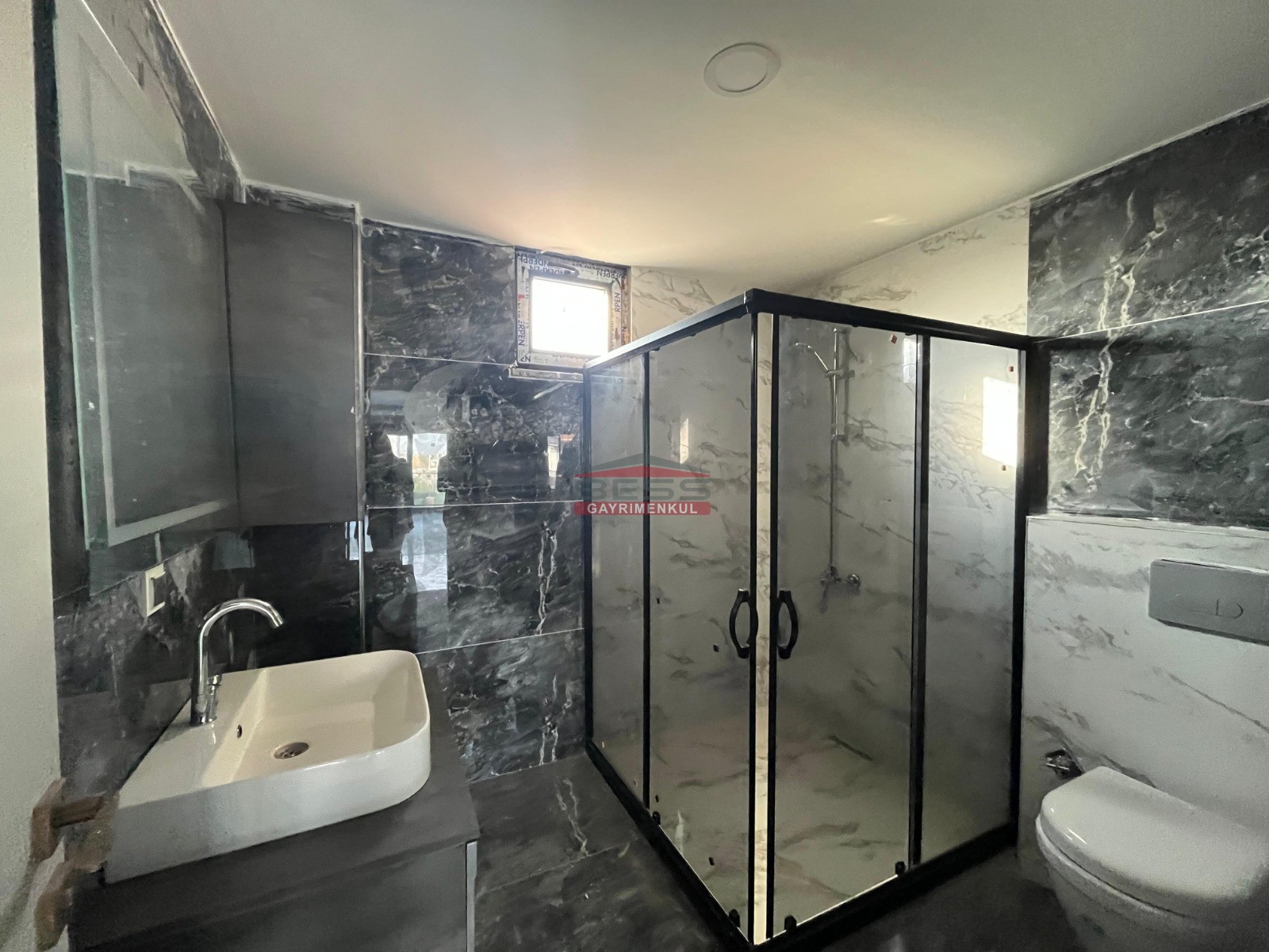 Bess | BESS'DEN 4+1 VİLLA ZİNCİRLİKUYU MAH. (A.SÖĞÜTÖNÜ)'NDE ÖZEL YAPI