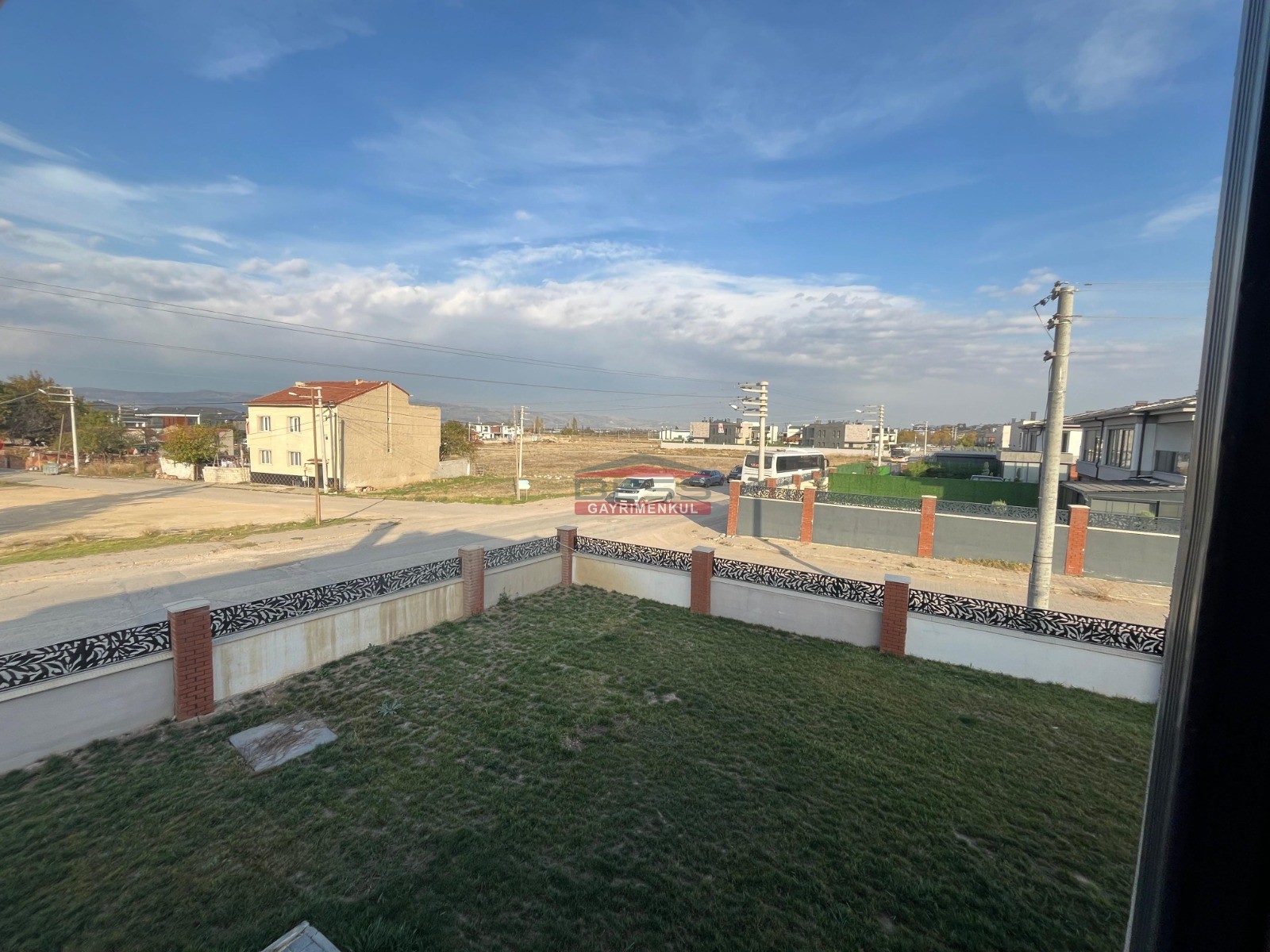 Bess | BESS'DEN 4+1 VİLLA ZİNCİRLİKUYU MAH. (A.SÖĞÜTÖNÜ)'NDE ÖZEL YAPI