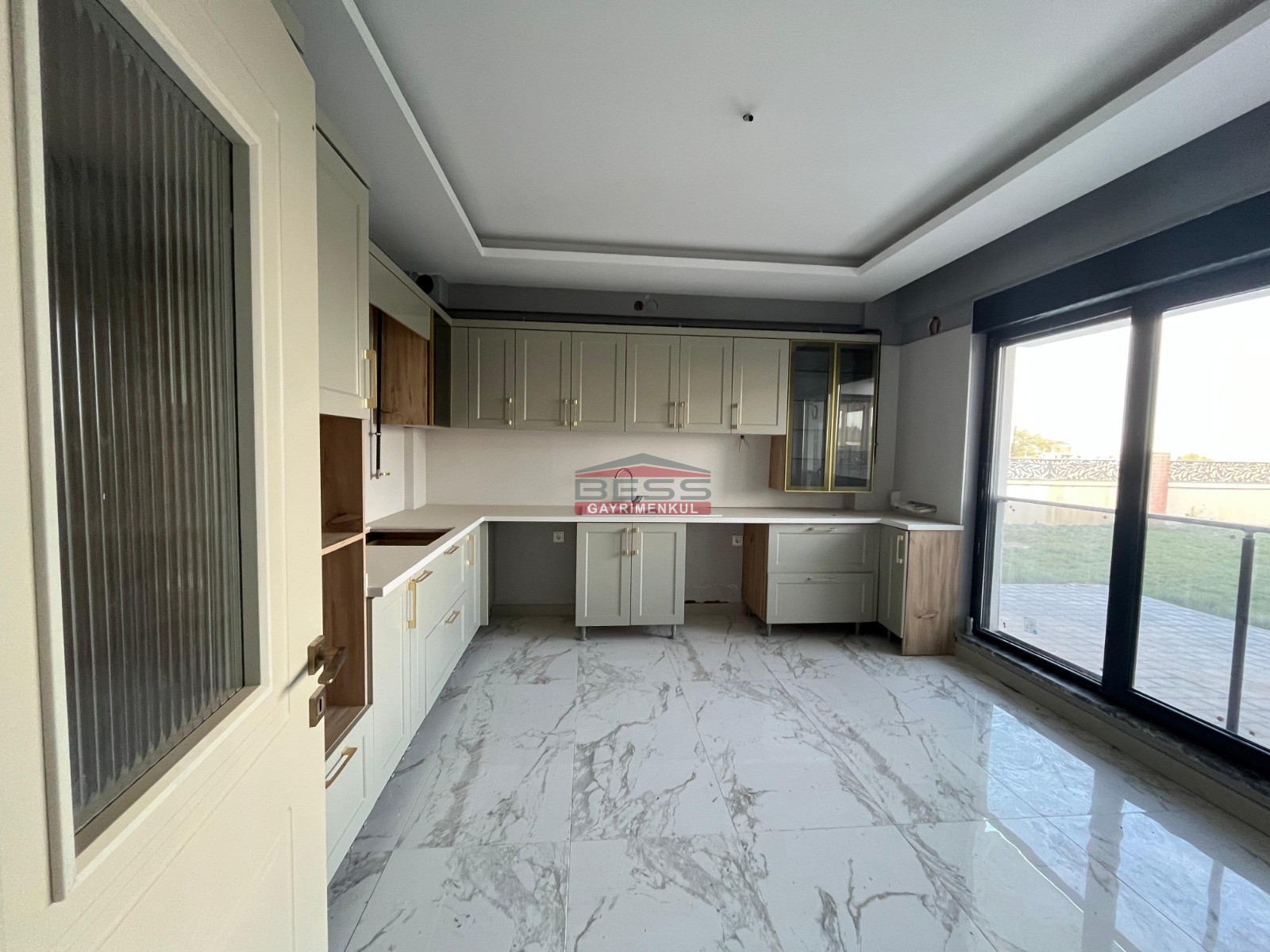 Bess | BESS'DEN 4+1 VİLLA ZİNCİRLİKUYU MAH. (A.SÖĞÜTÖNÜ)'NDE ÖZEL YAPI