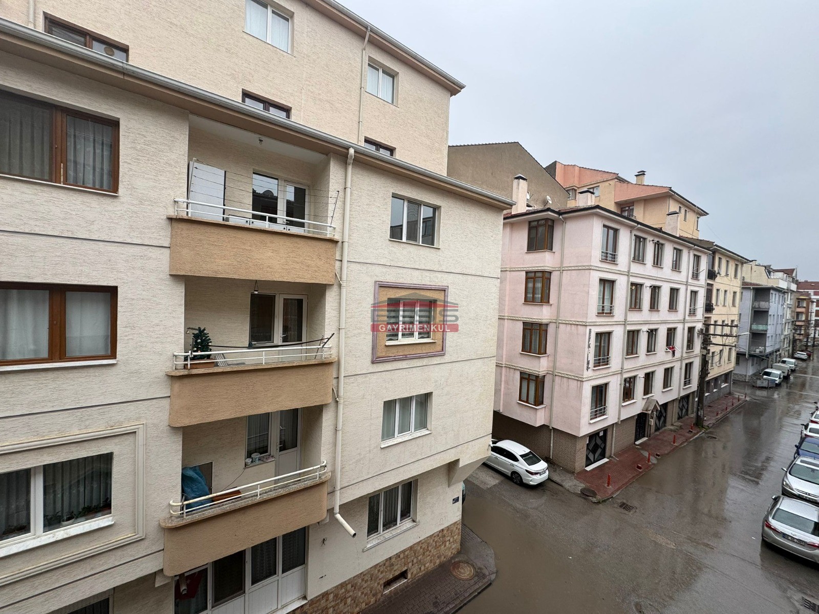 Bess | BESS'DEN KIRMIZITOPRAK MAH. PORSUK YAKINI SATILIK 4+1 DAİRE